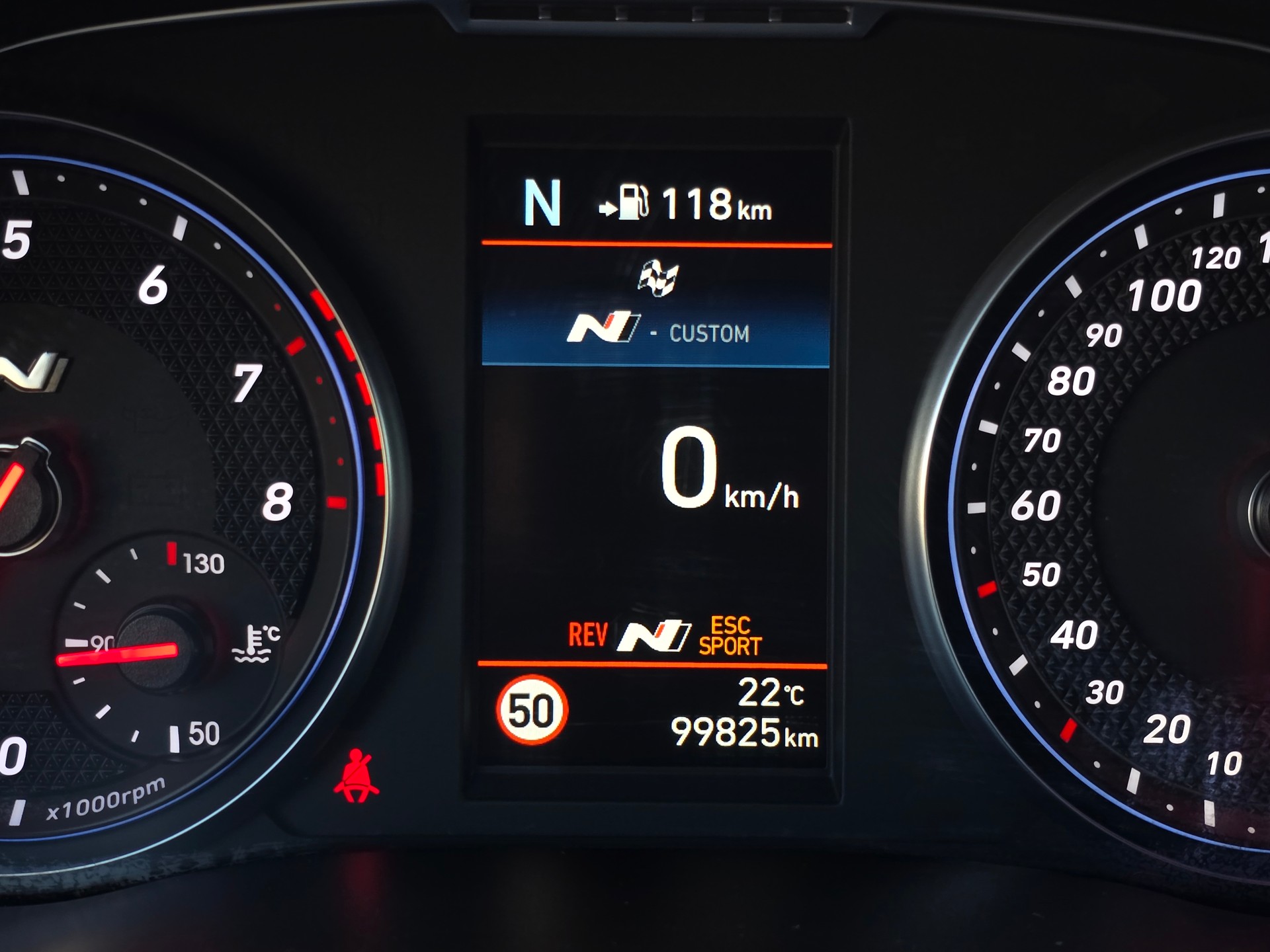 HYUNDAI i30 N 2.0 T-GDi 275 PS-image-22