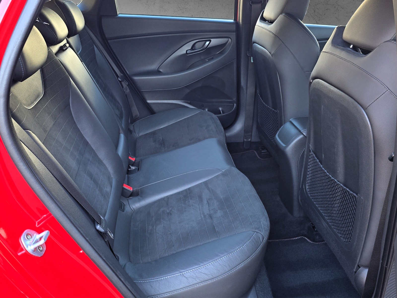 HYUNDAI i30 N 2.0 T-GDi 275 PS-image-15