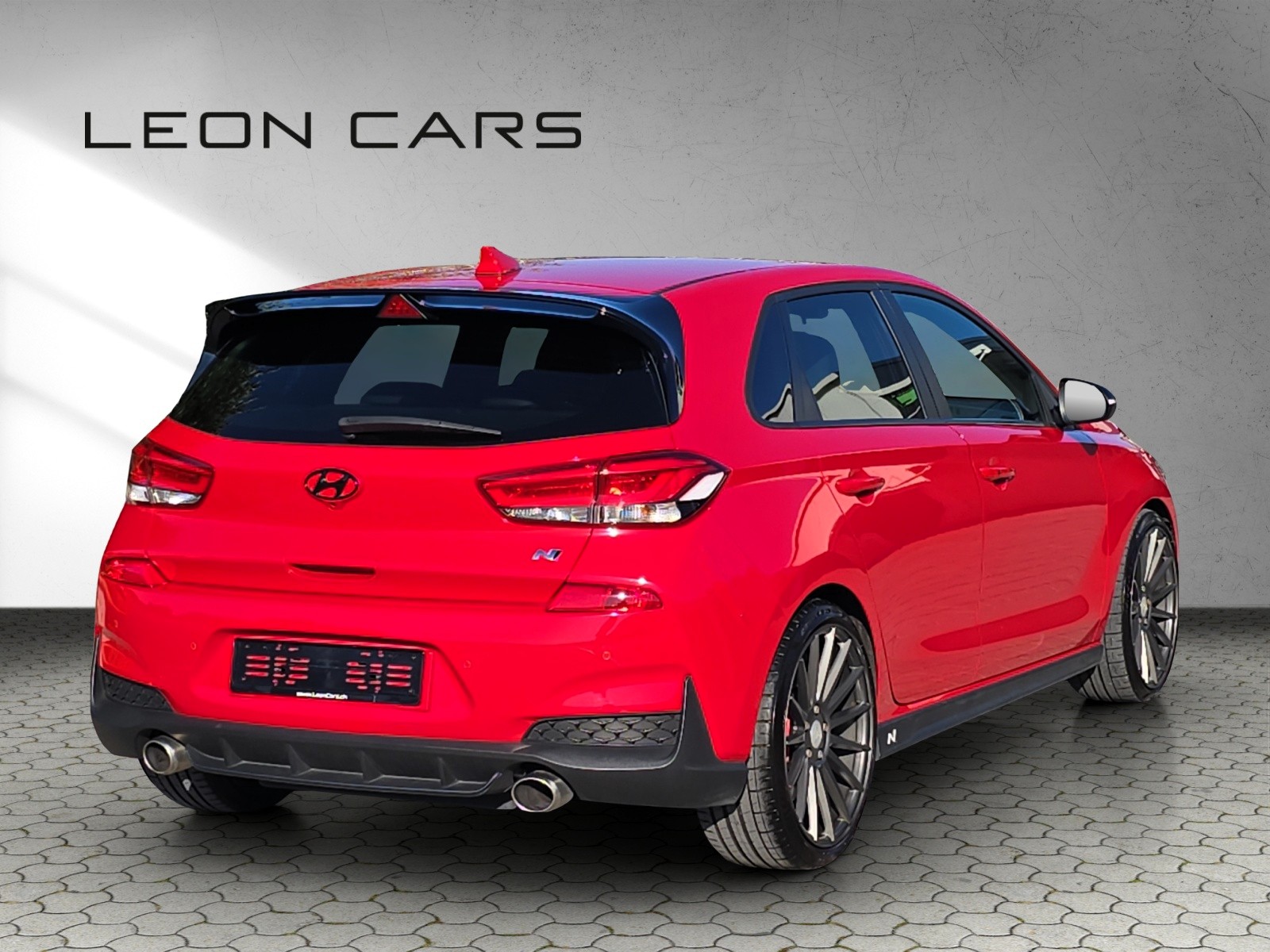 HYUNDAI i30 N 2.0 T-GDi 275 PS-image-4
