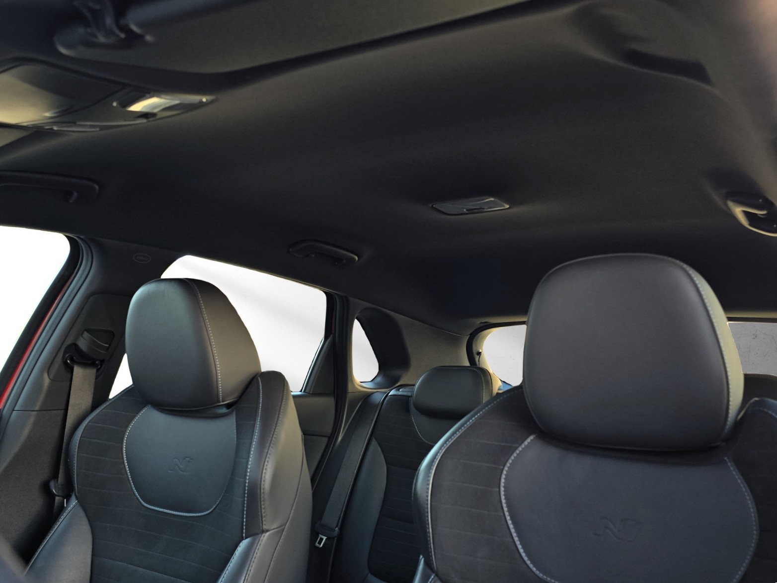 HYUNDAI i30 N 2.0 T-GDi 275 PS-image-16