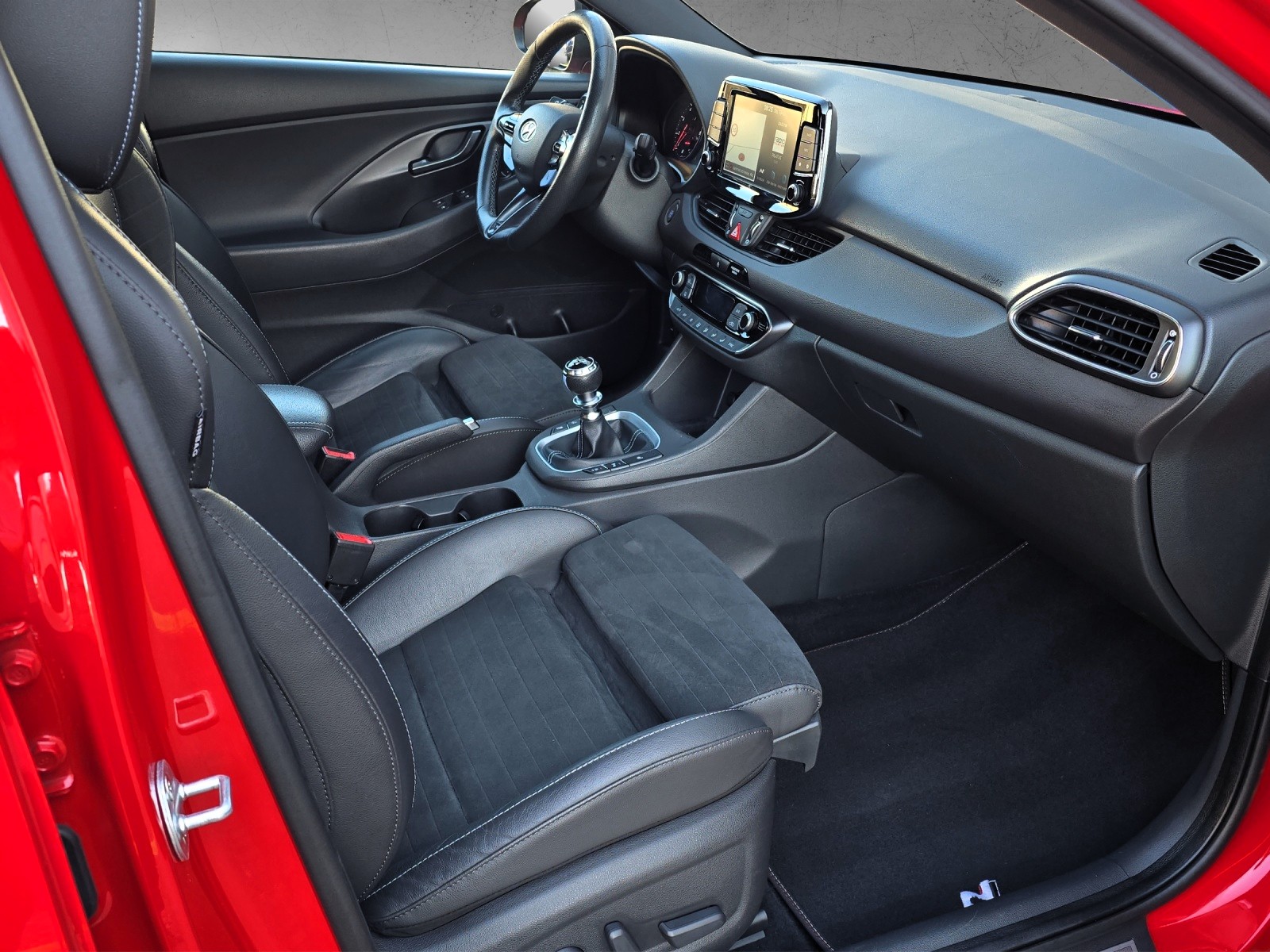 HYUNDAI i30 N 2.0 T-GDi 275 PS-image-10