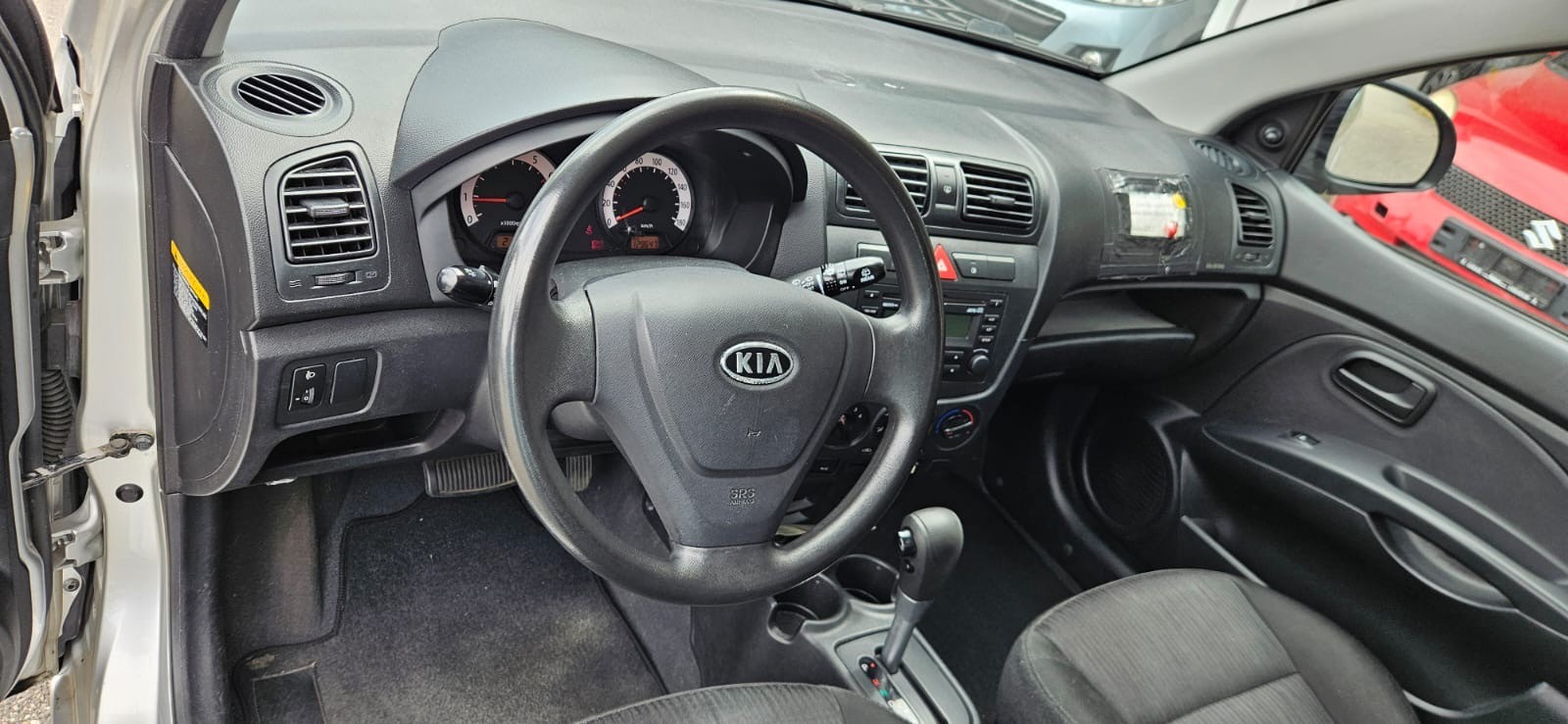 KIA Picanto 1.1 Trend Automatic-image-3