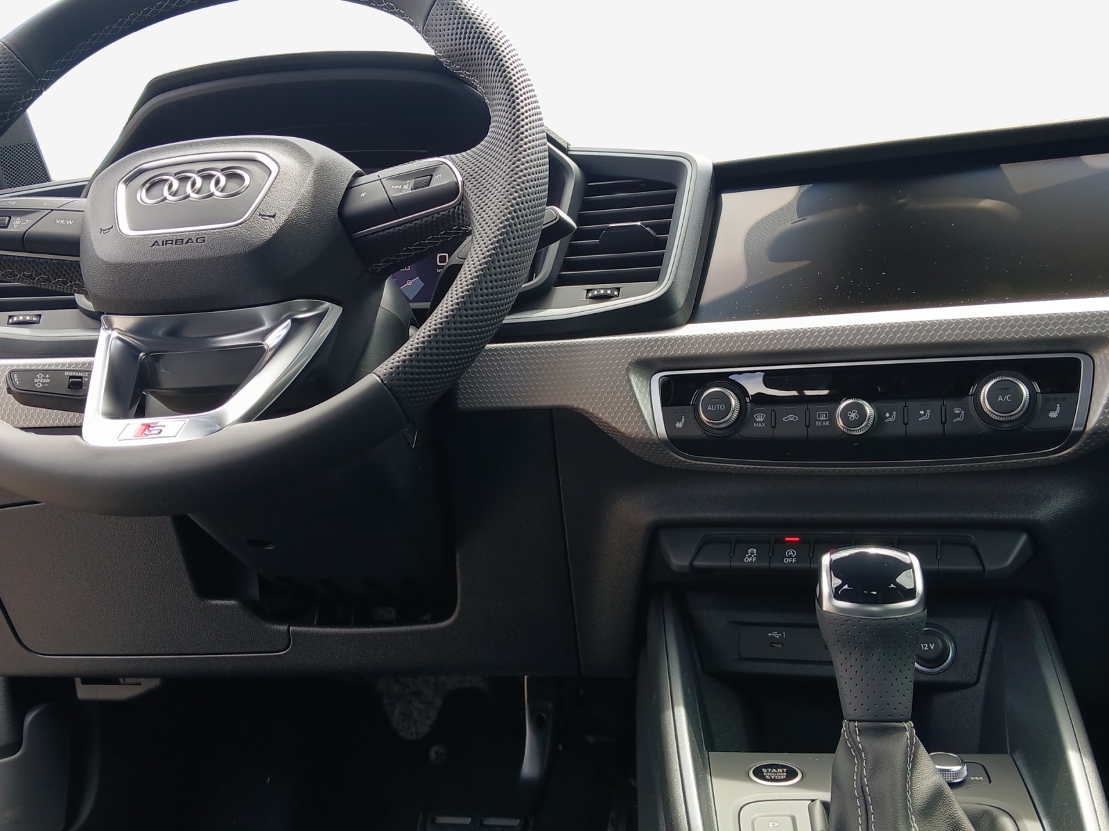 AUDI A1 Sportback 30 TFSI Attraction S-tronic-image-8