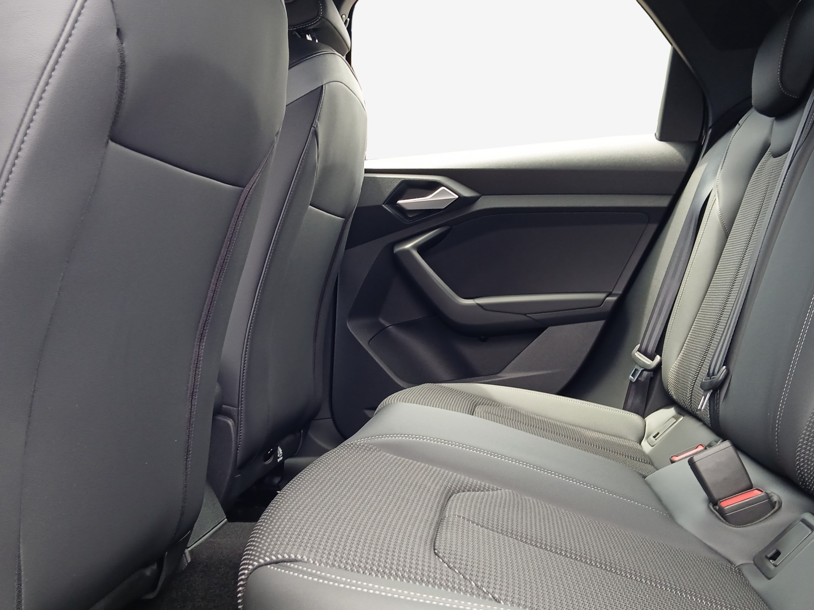 AUDI A1 Sportback 30 TFSI Attraction S-tronic-image-11
