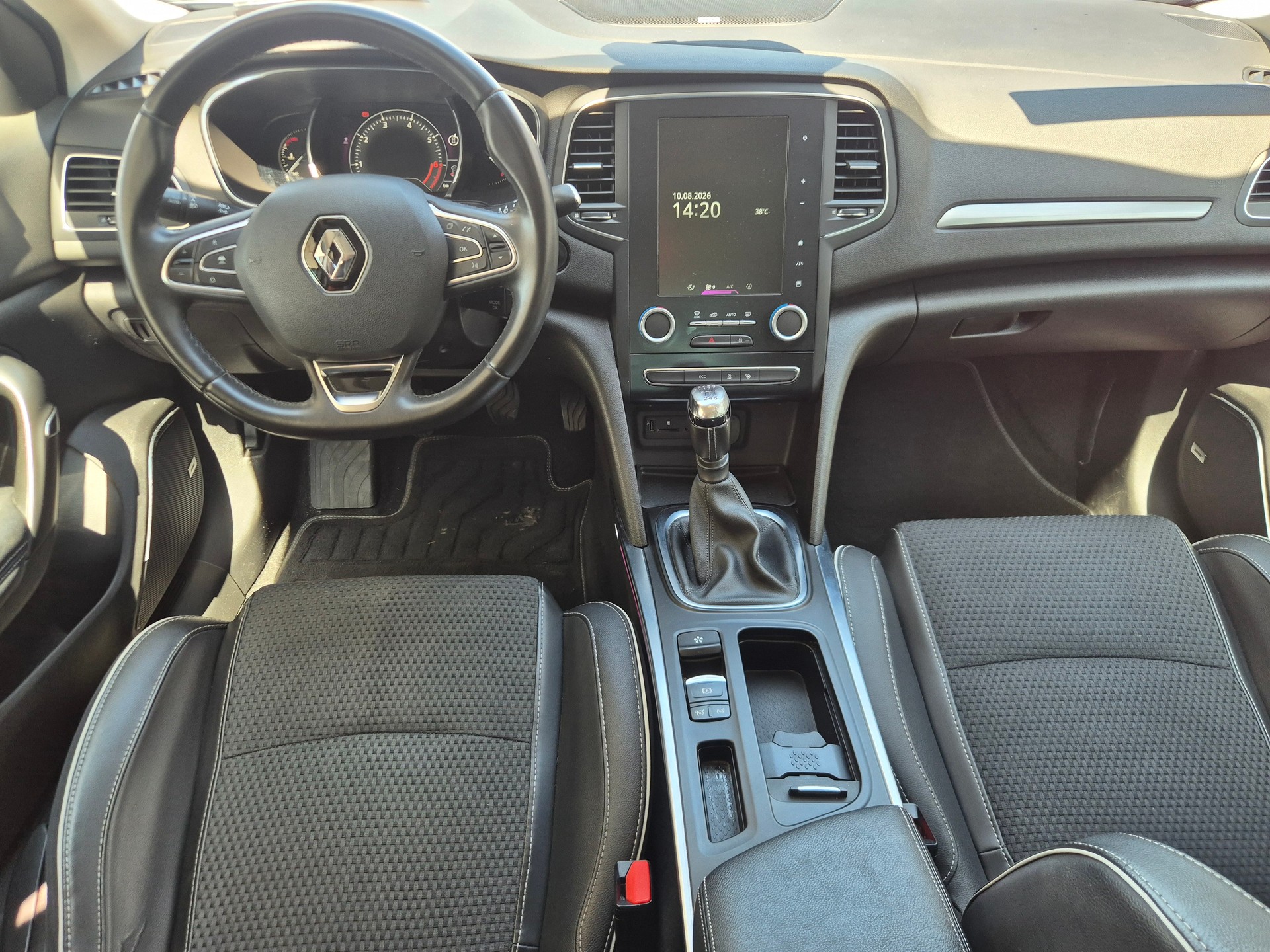RENAULT Mégane 1.2 16V Turbo Zen-image-7