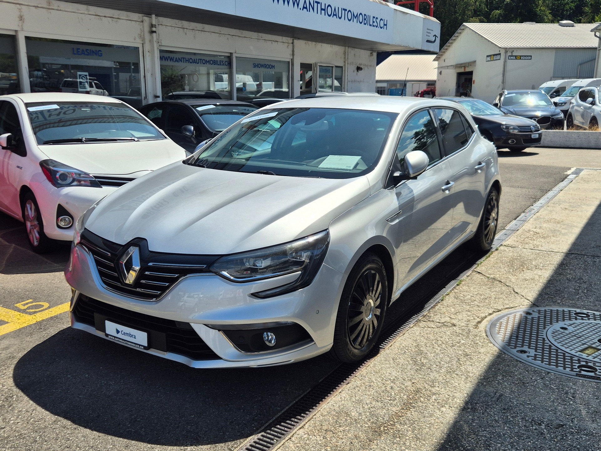 RENAULT Mégane 1.2 16V Turbo Zen-image-1