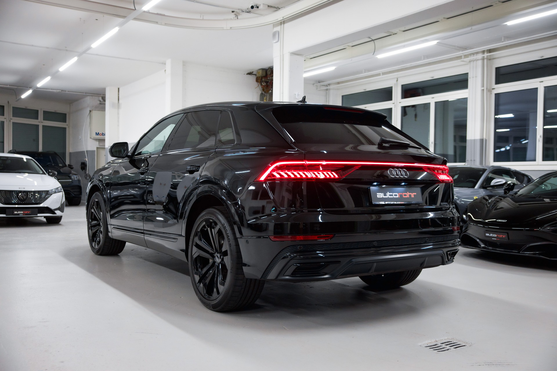 AUDI Q8 50 TDI quattro tiptronic S-line-image-6