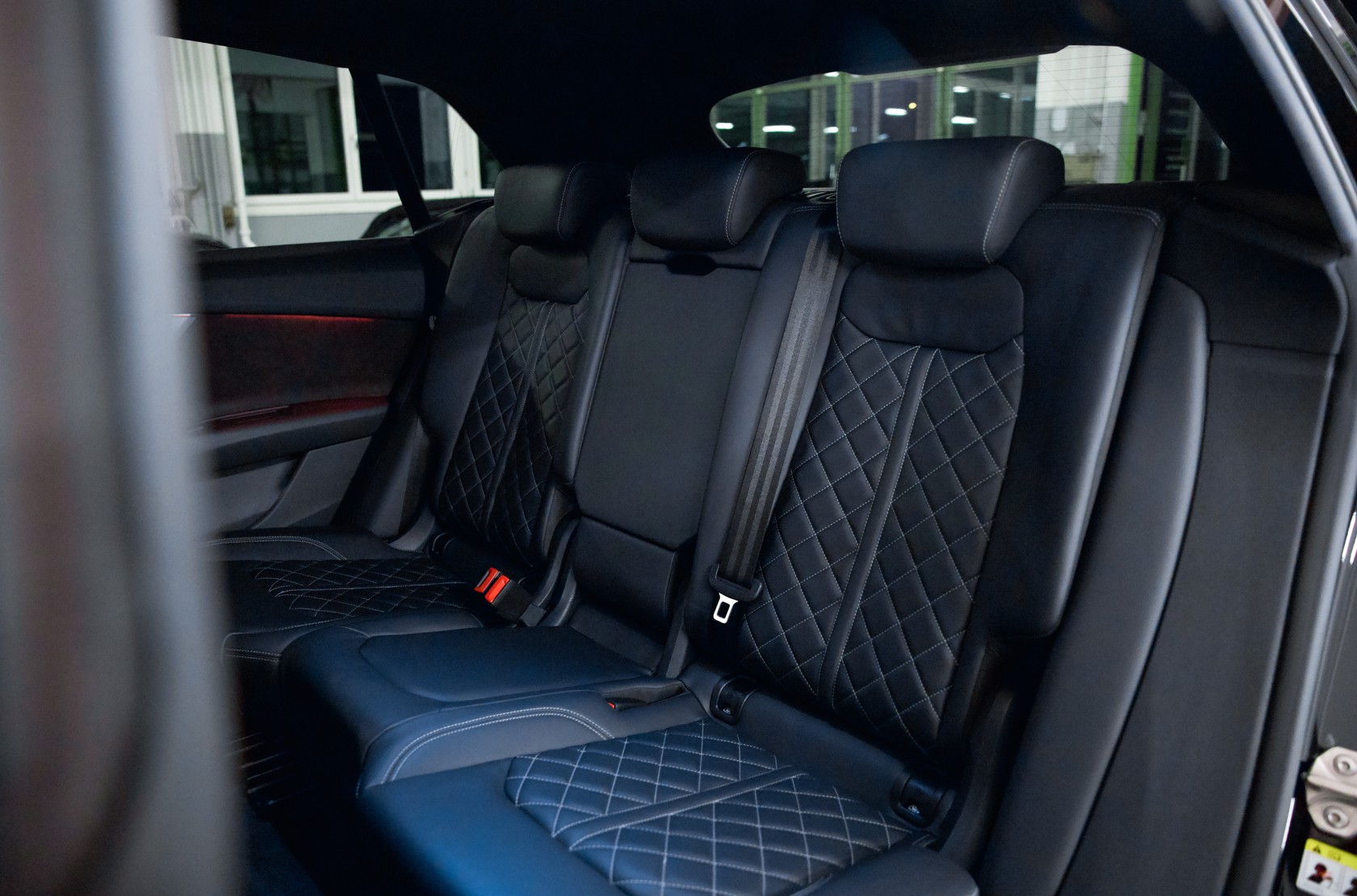 AUDI Q8 50 TDI quattro tiptronic S-line-image-22