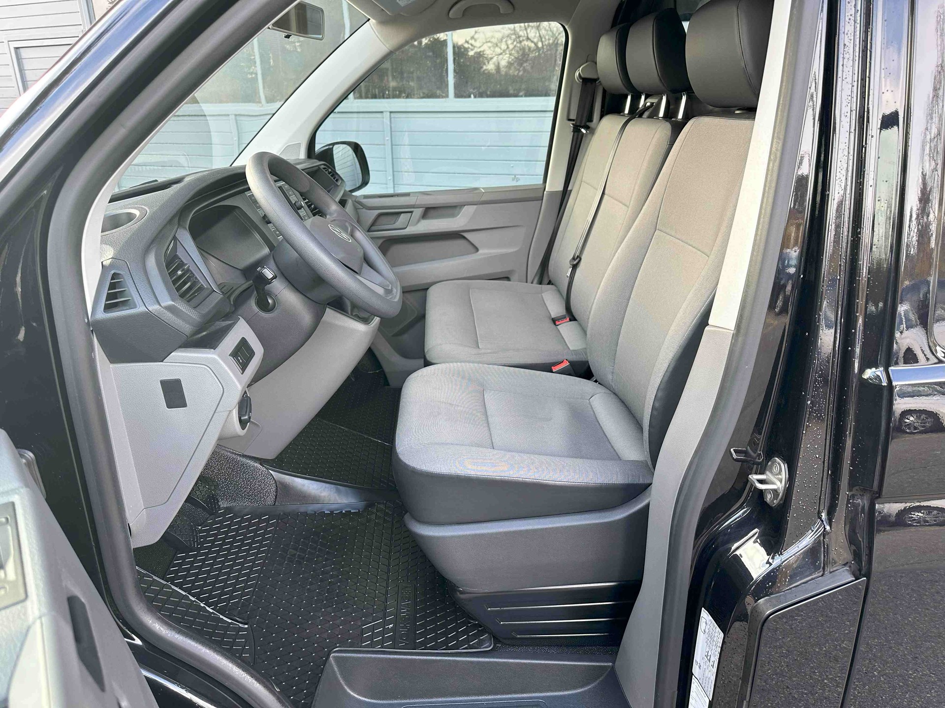 VW T6.1 2.0 TDI 4Motion-image-4