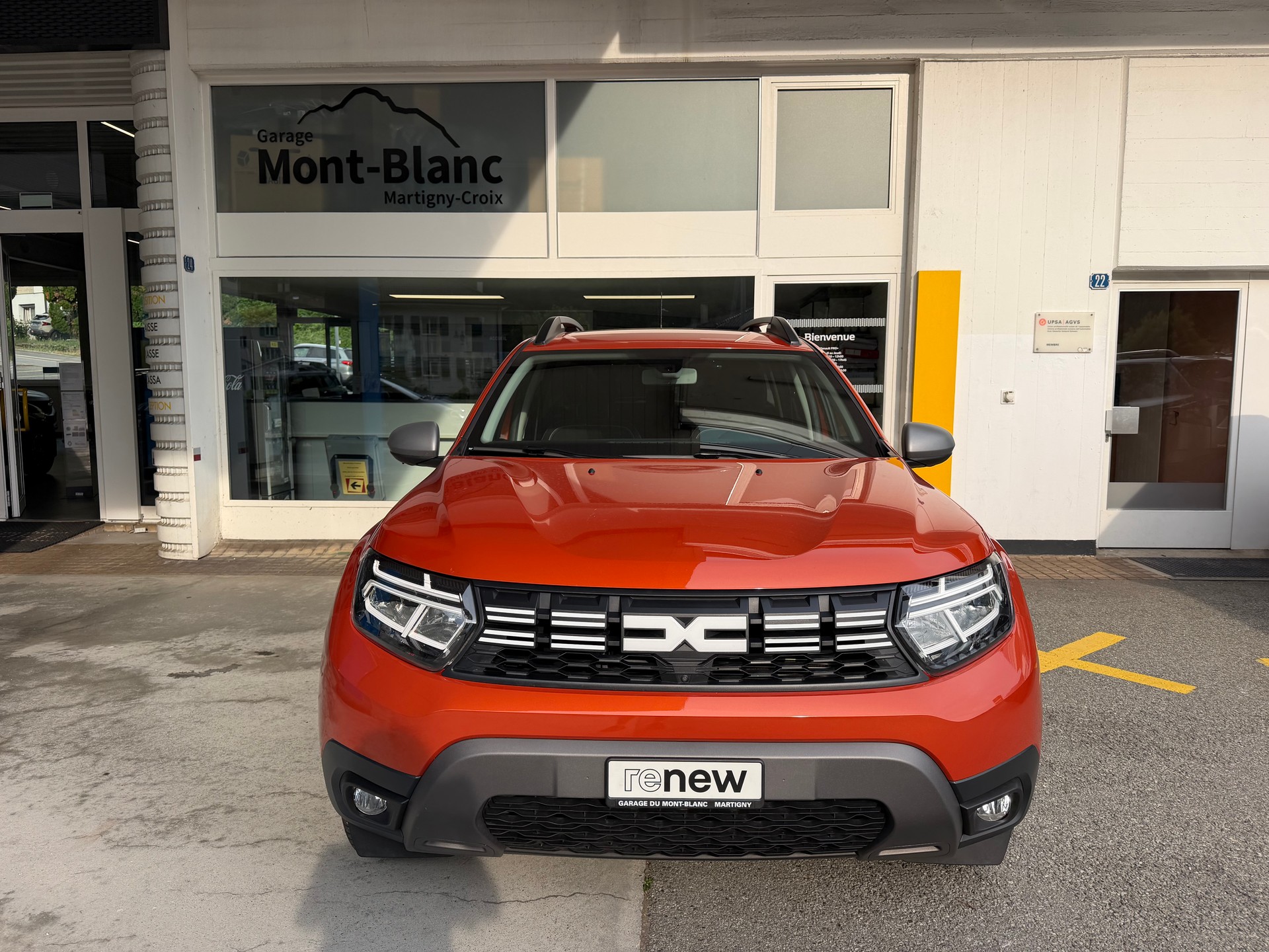 DACIA Duster TCe 150 Journey+ 4x4-image-4