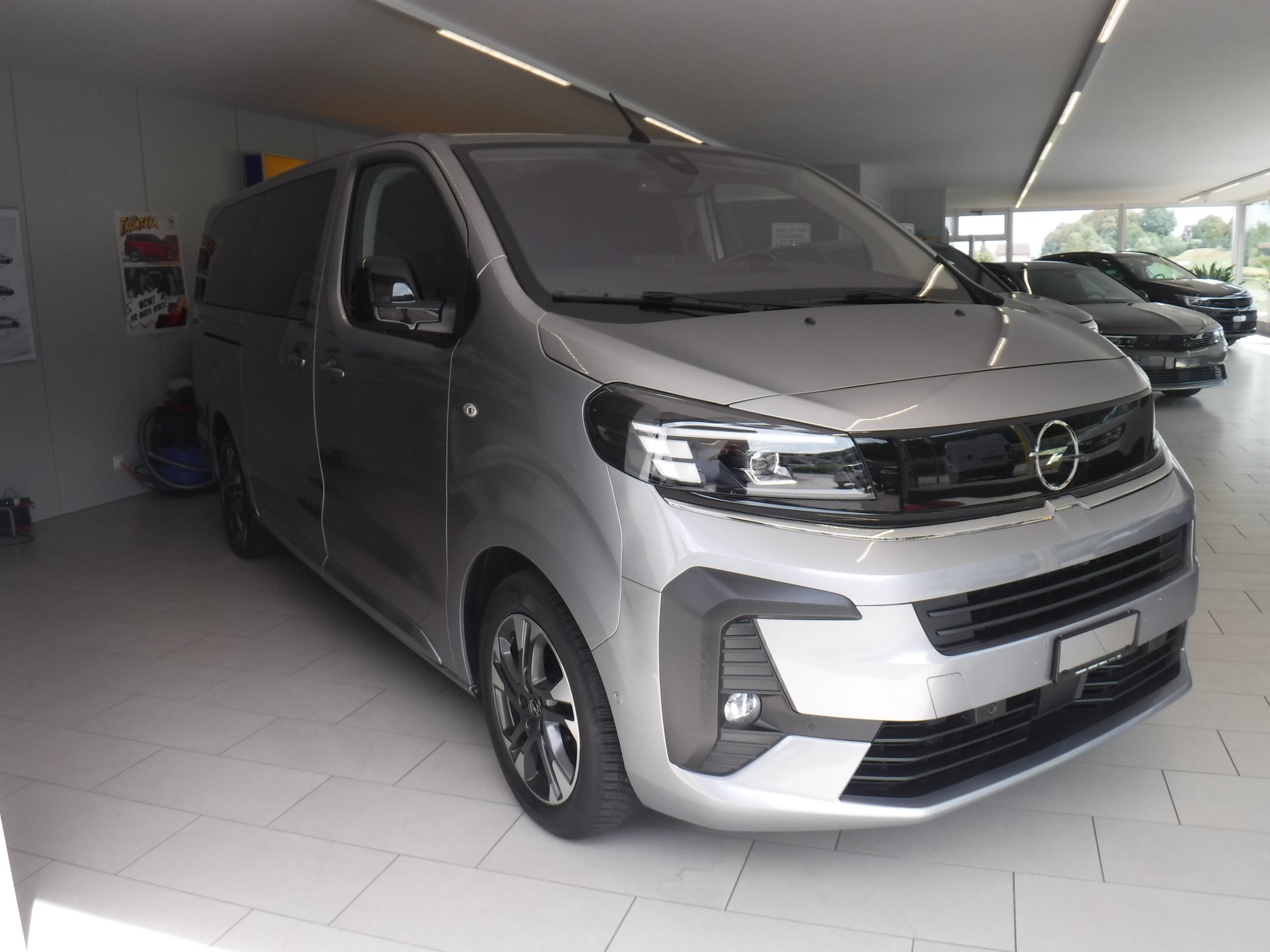 OPEL Zafira 2.0 CDTI L Automatik-image-1
