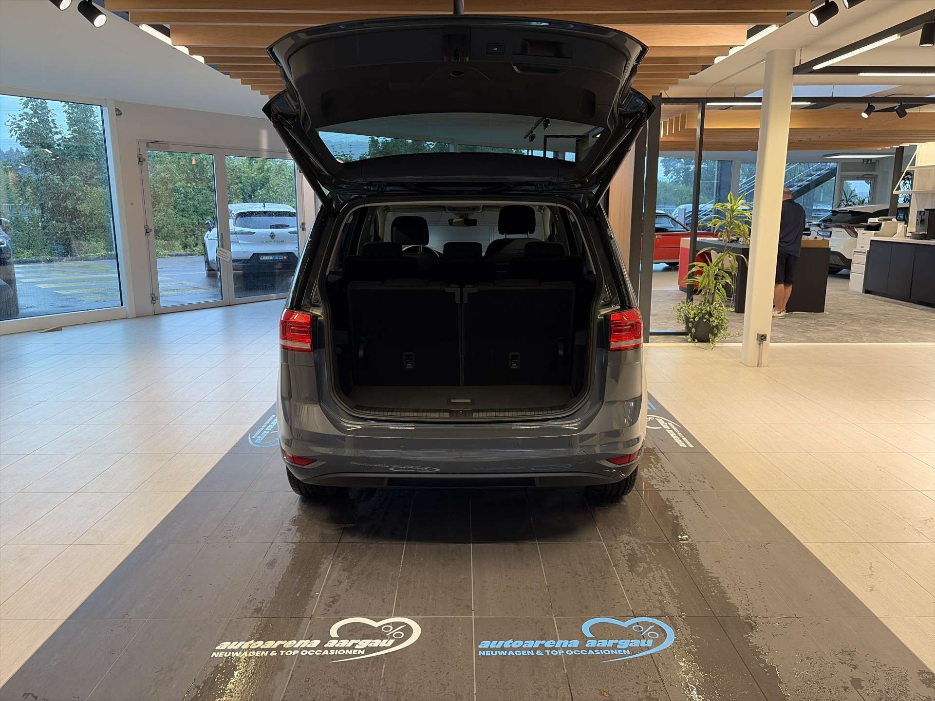 VW Touran 1.5 TSi EVO Comfortline Edition DSG-Automat 7-Plätzer-image-7