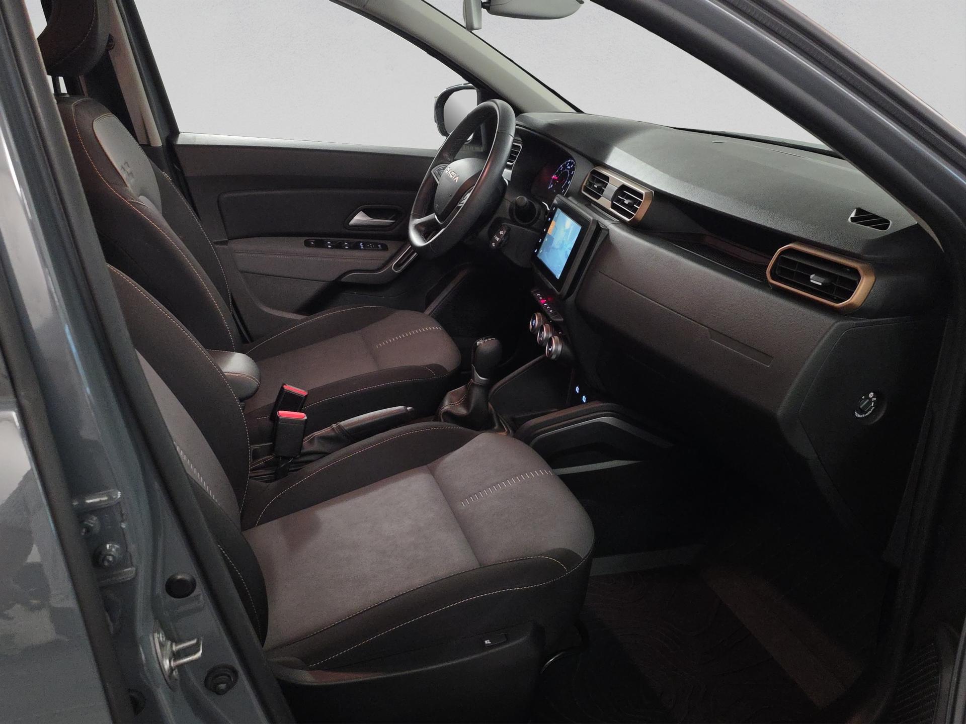 DACIA Duster TCe 150 Extreme EDC 4x2-image-16