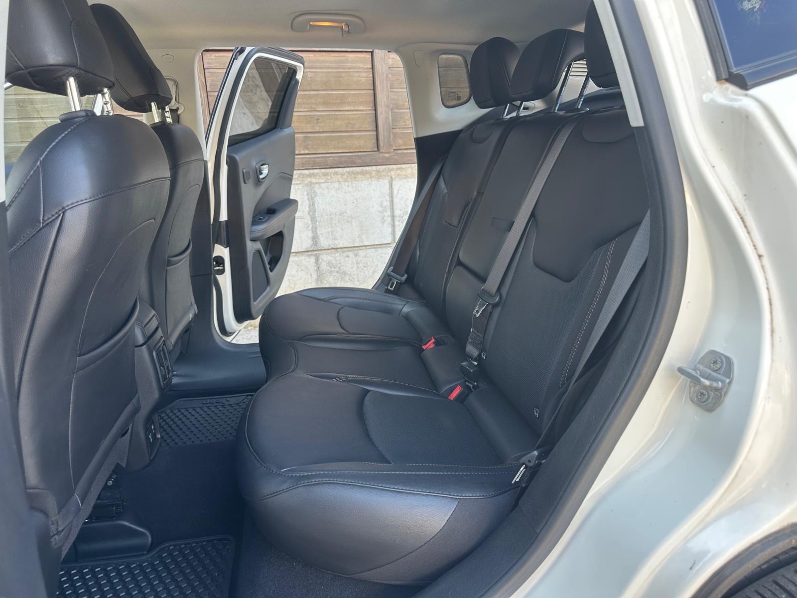 JEEP Compass 2.0CRD Limited AWD 9ATX-image-10