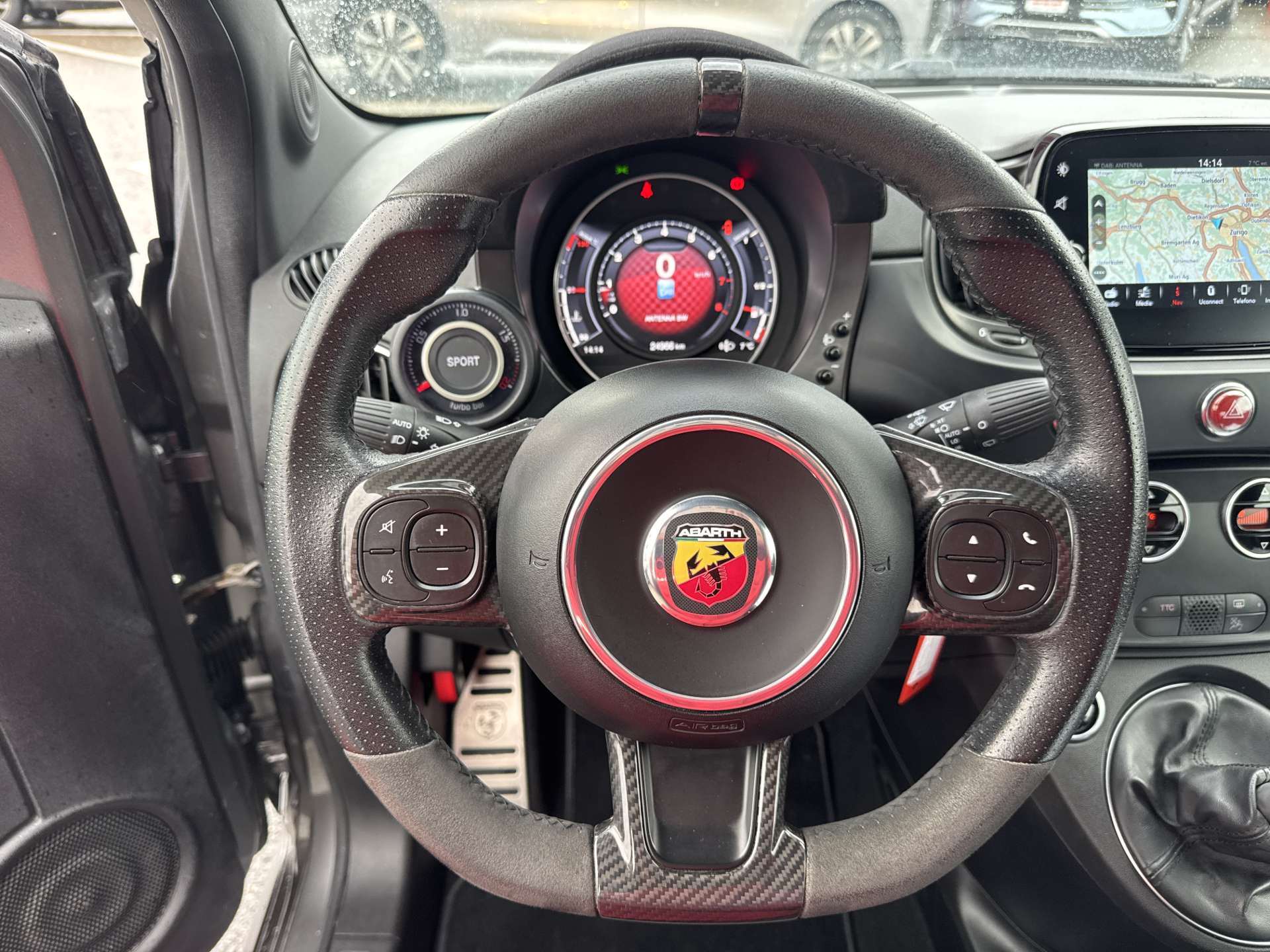FIAT 695 1.4 16V Turbo Abarth Competizione-image-15