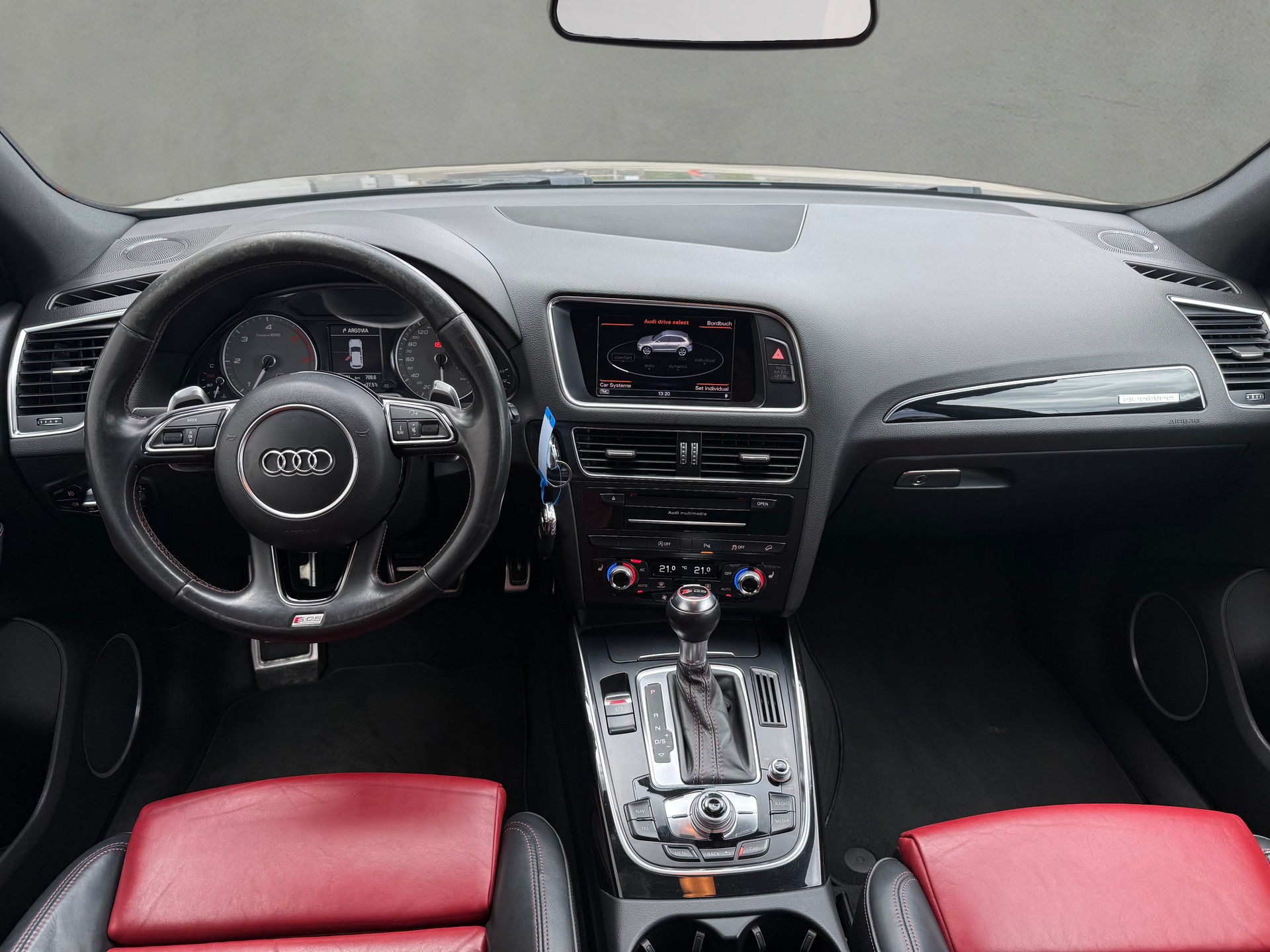 AUDI SQ5 3.0 TDI quattro tiptronic-image-9
