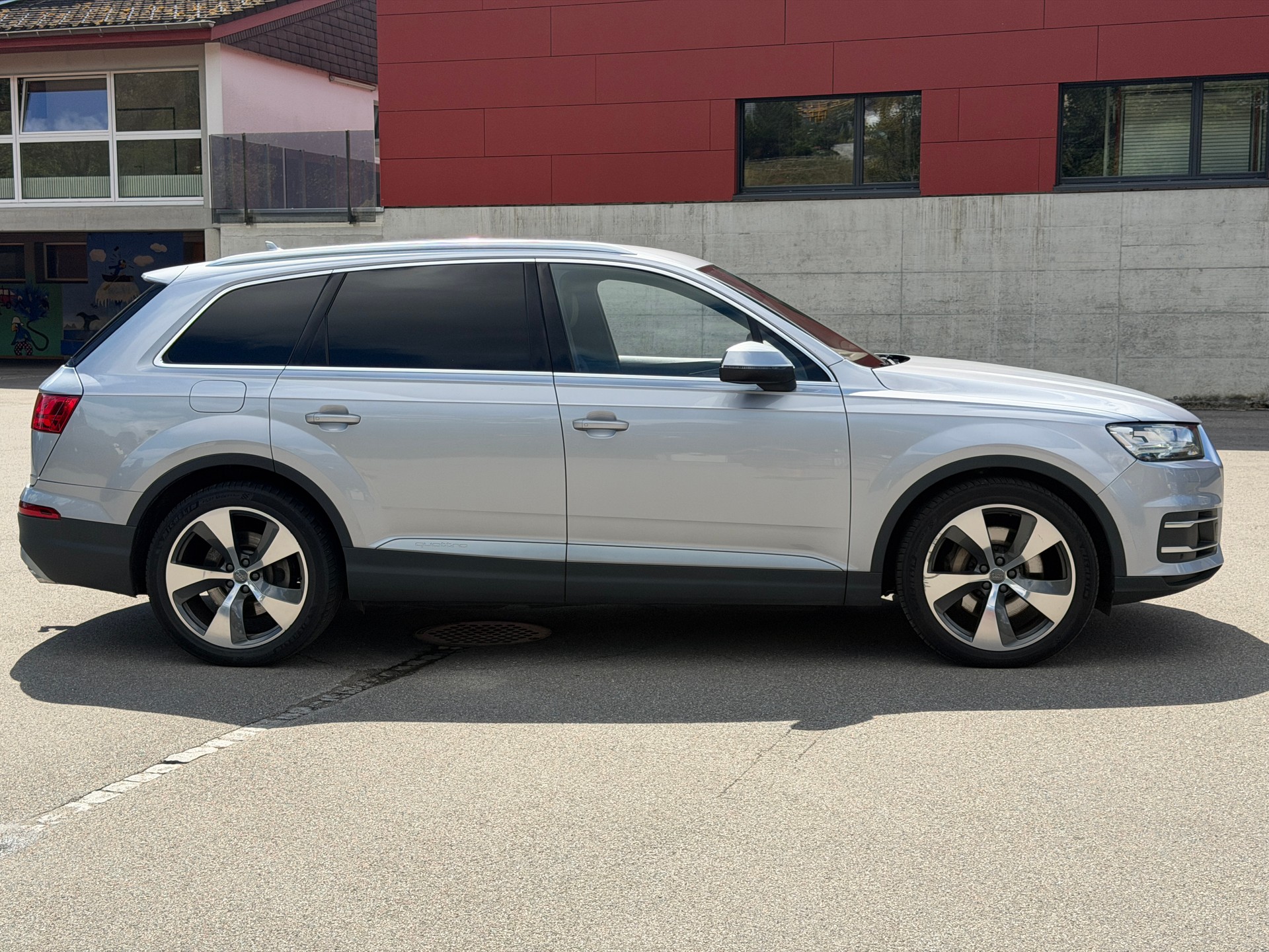 AUDI Q7 V6 3.0 TDI quattro T-Tronic 272 PS 7 Platz-image-2