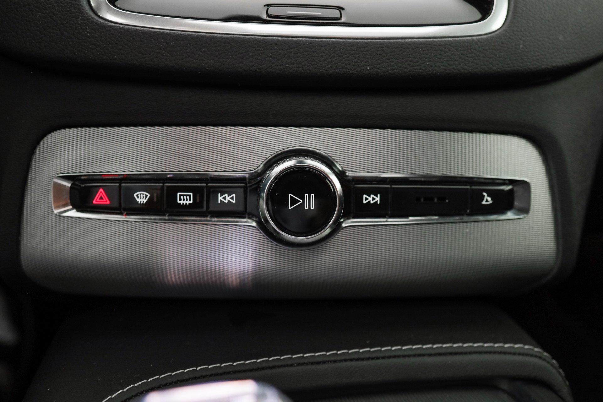 VOLVO XC90 T8 eAWD PluginHybrid Plus Bright Geartronic-image-15