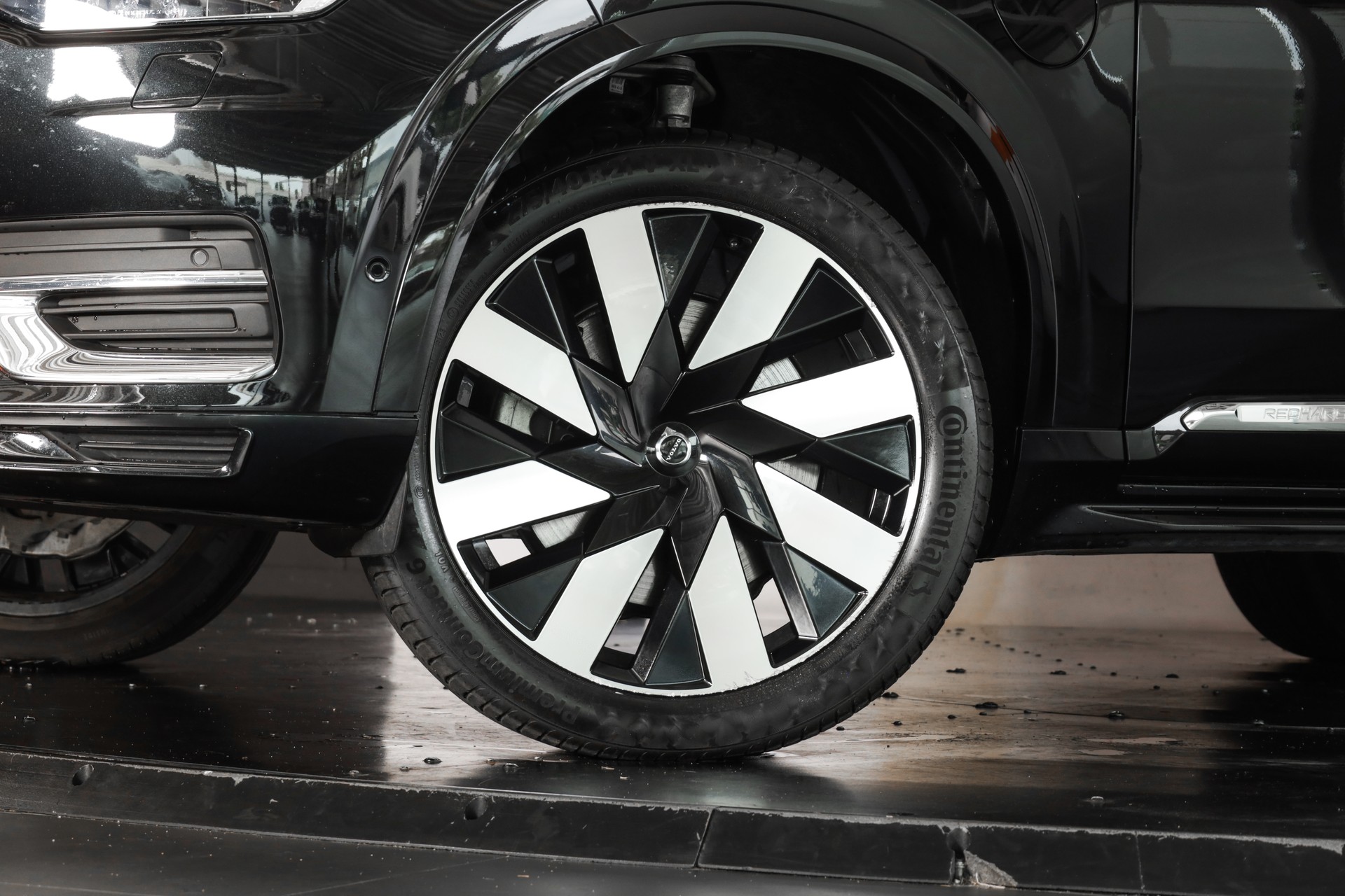 VOLVO XC90 T8 eAWD PluginHybrid Plus Bright Geartronic-image-23