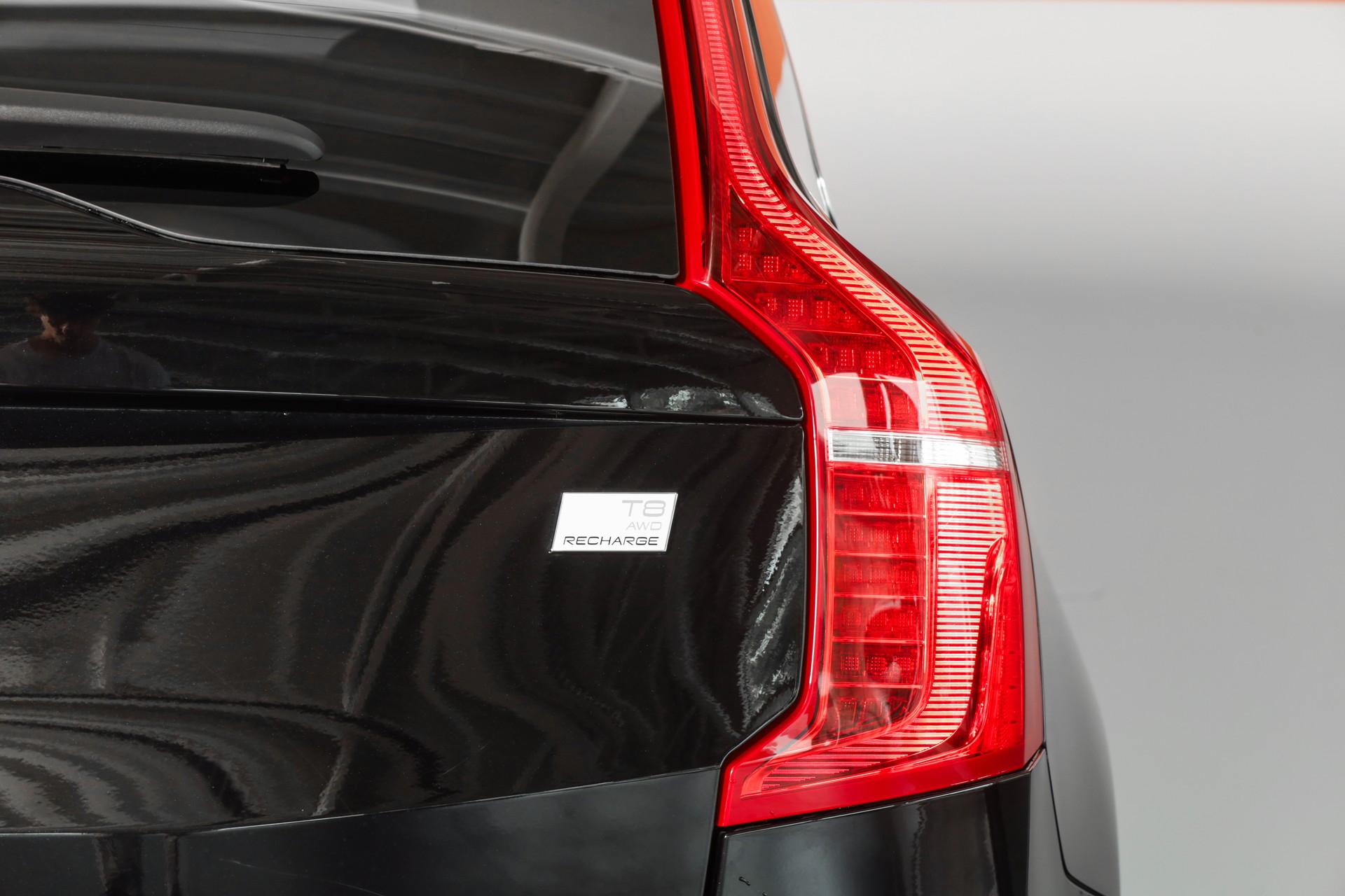 VOLVO XC90 T8 eAWD PluginHybrid Plus Bright Geartronic-image-5