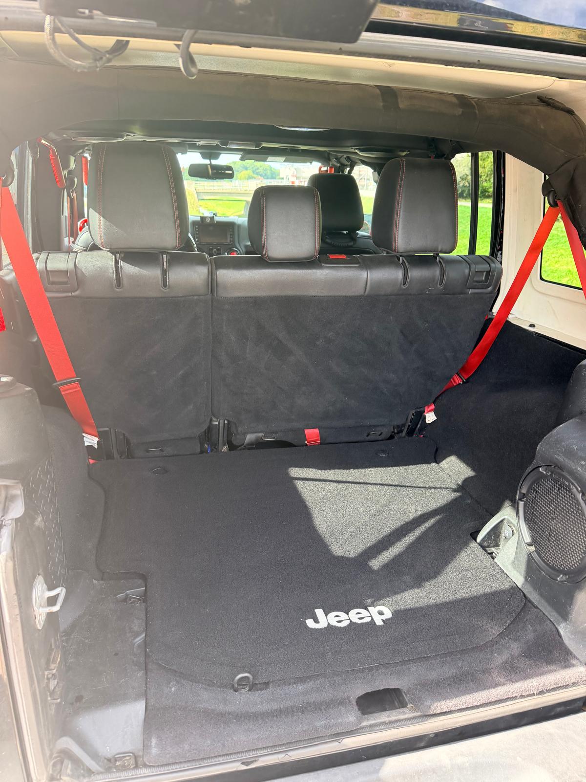 JEEP Wrangler 2.8CRD Unlimited Rubicon Automatic-image-15