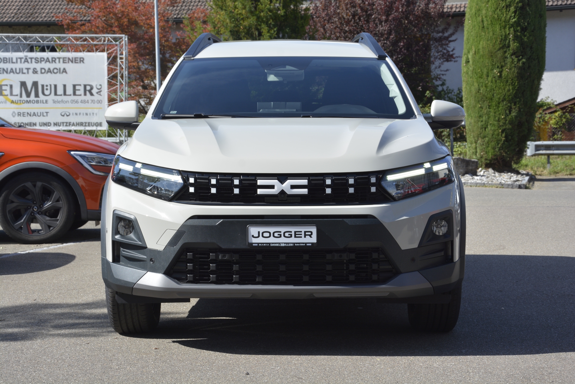 DACIA Jogger journey hybrid 155 7-Plätzer-image-1