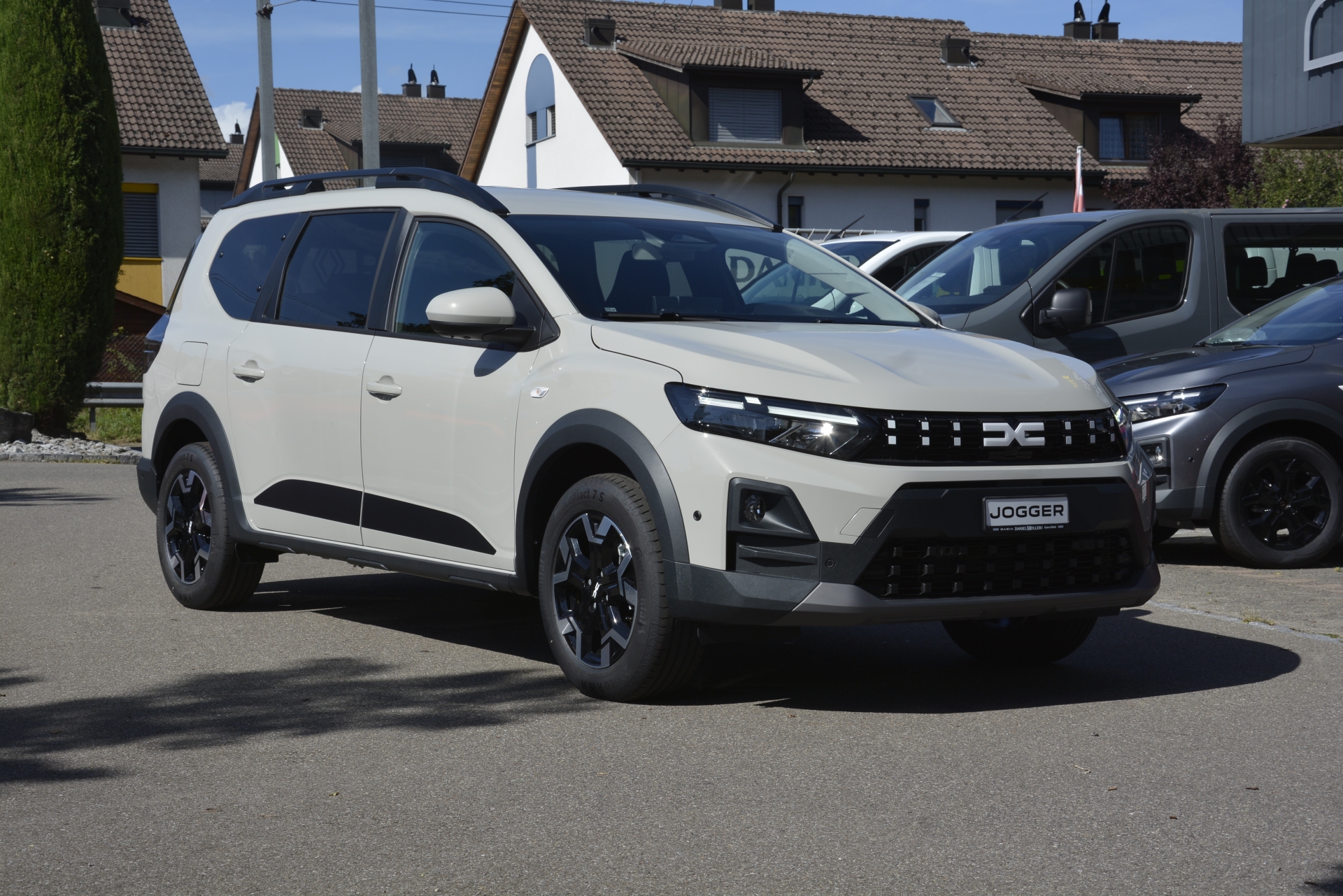 DACIA Jogger journey hybrid 155 7-Plätzer-image-0