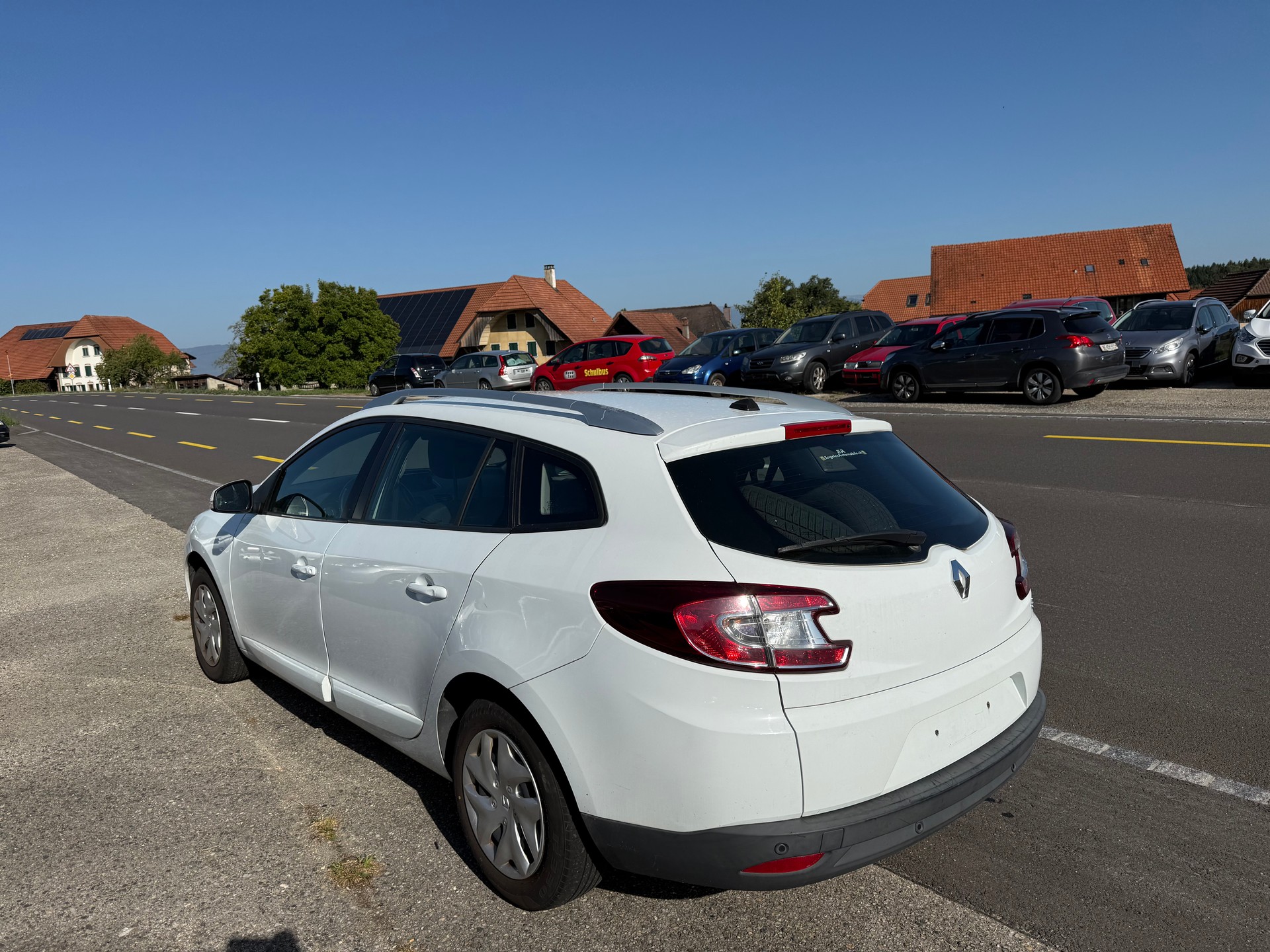 RENAULT Mégane Grandtour 1.5 dCi Swiss Edition EDC-image-3