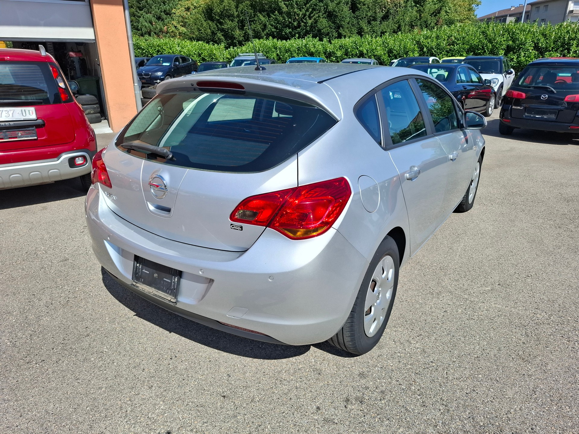 OPEL Astra 1.6i 16V Enjoy Automatic-image-1