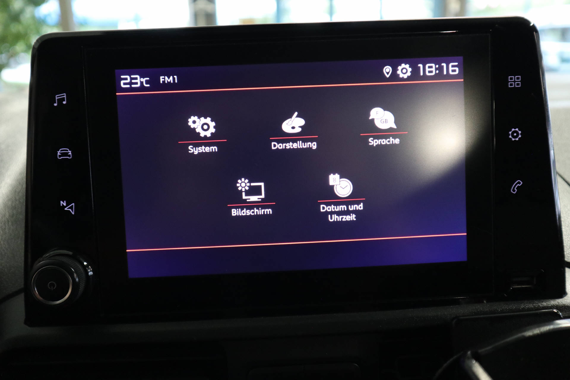 CITROEN Berlingo 1000 M 1.2 PureTech 130 Club S/S-image-13