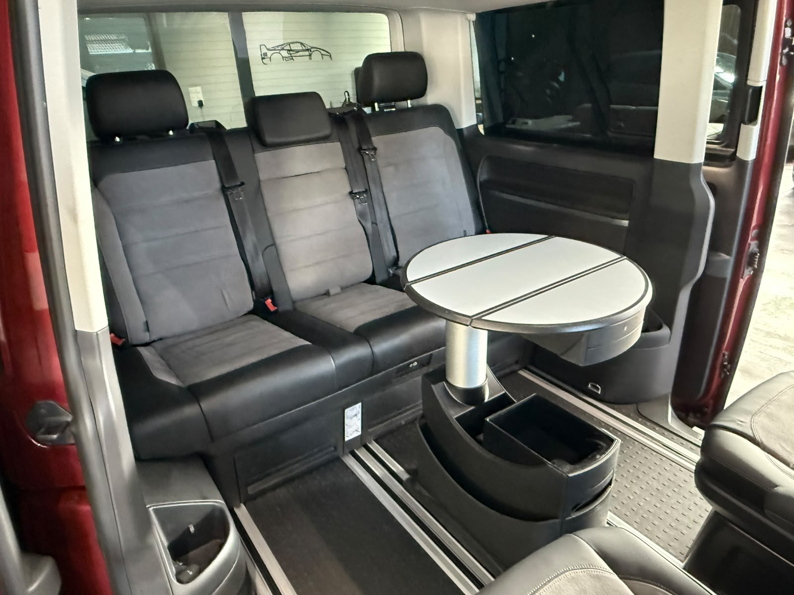 VW T6.1 Multivan 2.0 TDI Highline Liberty 4Motion DSG-image-11