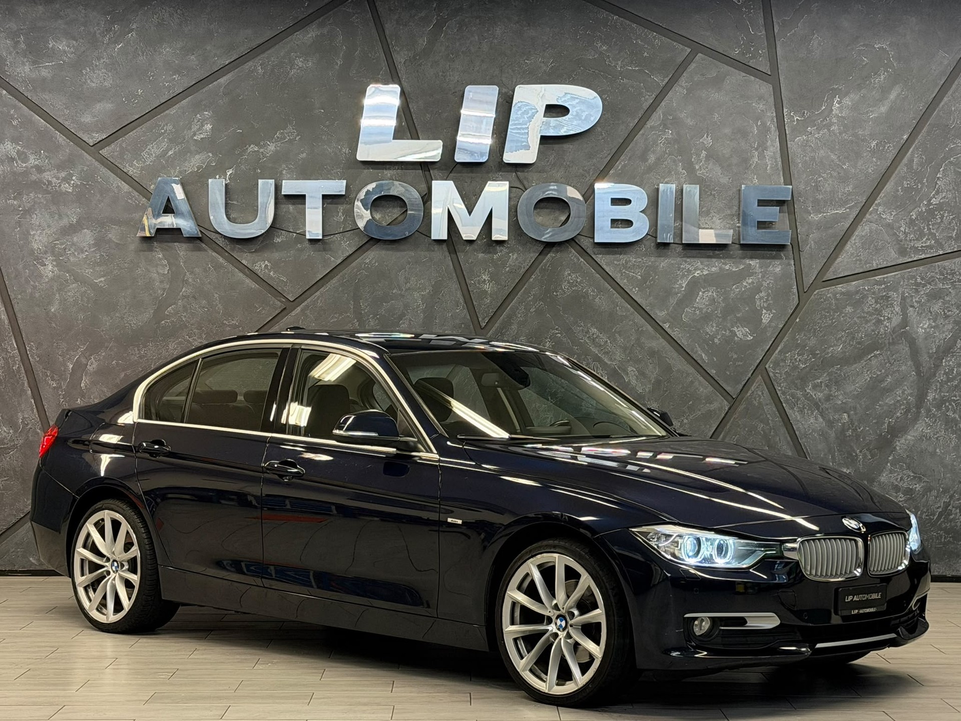 BMW 320d xDrive Modern Line Steptronic-image-2