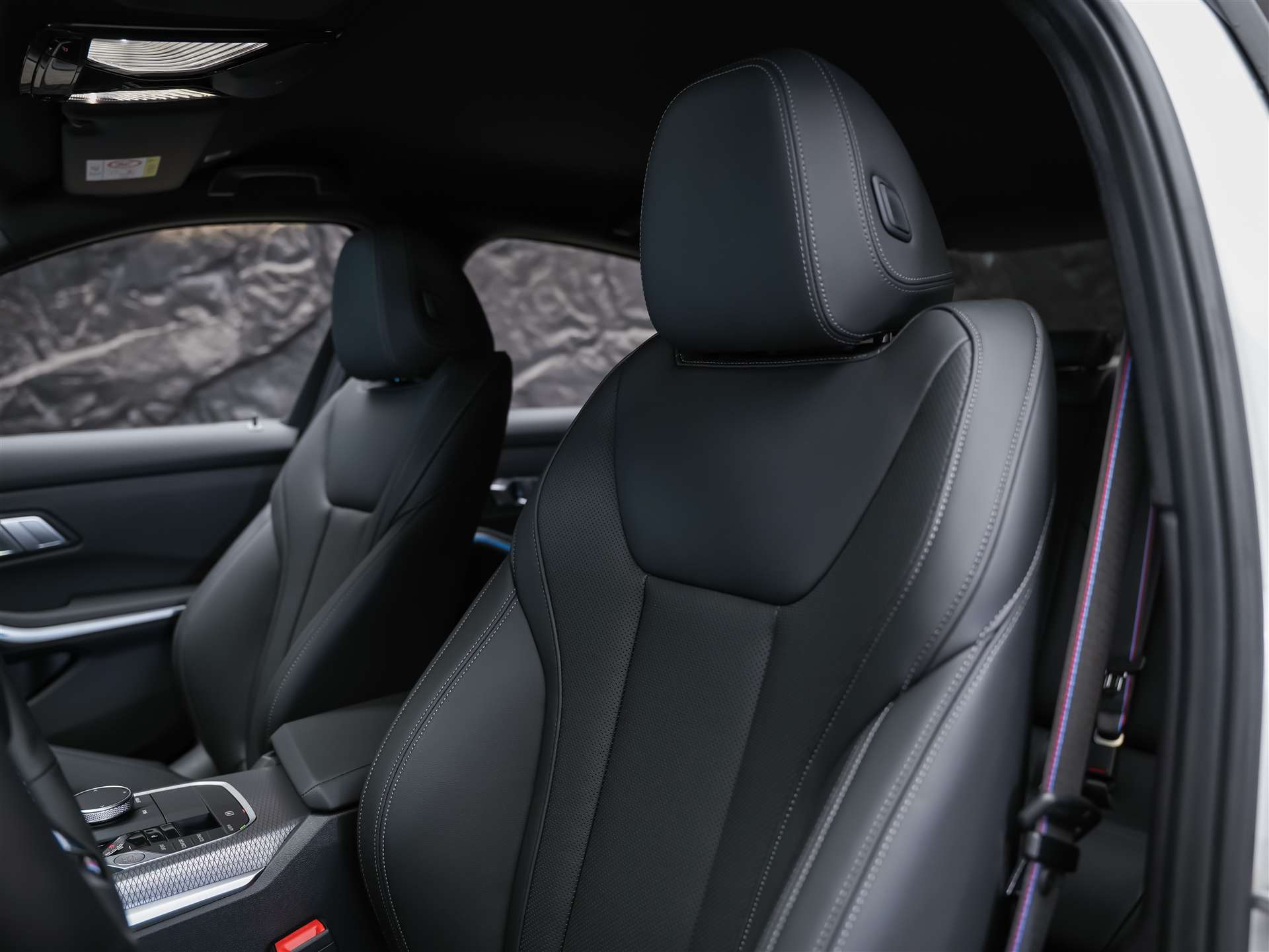 BMW M340i xDrive Steptronic M Sport Pro *Facelift*Werksgarantie*Lenkradheizung*Head Up Display*360° Kamera*-image-9