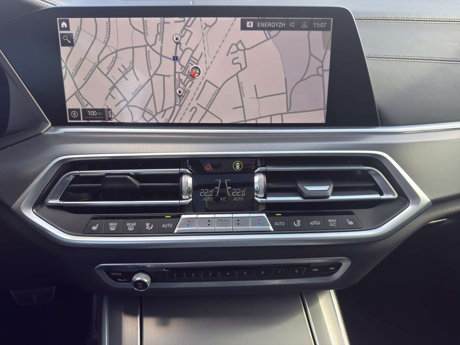 BMW X5 40d xDrive 3.SITZREIHE-image-12