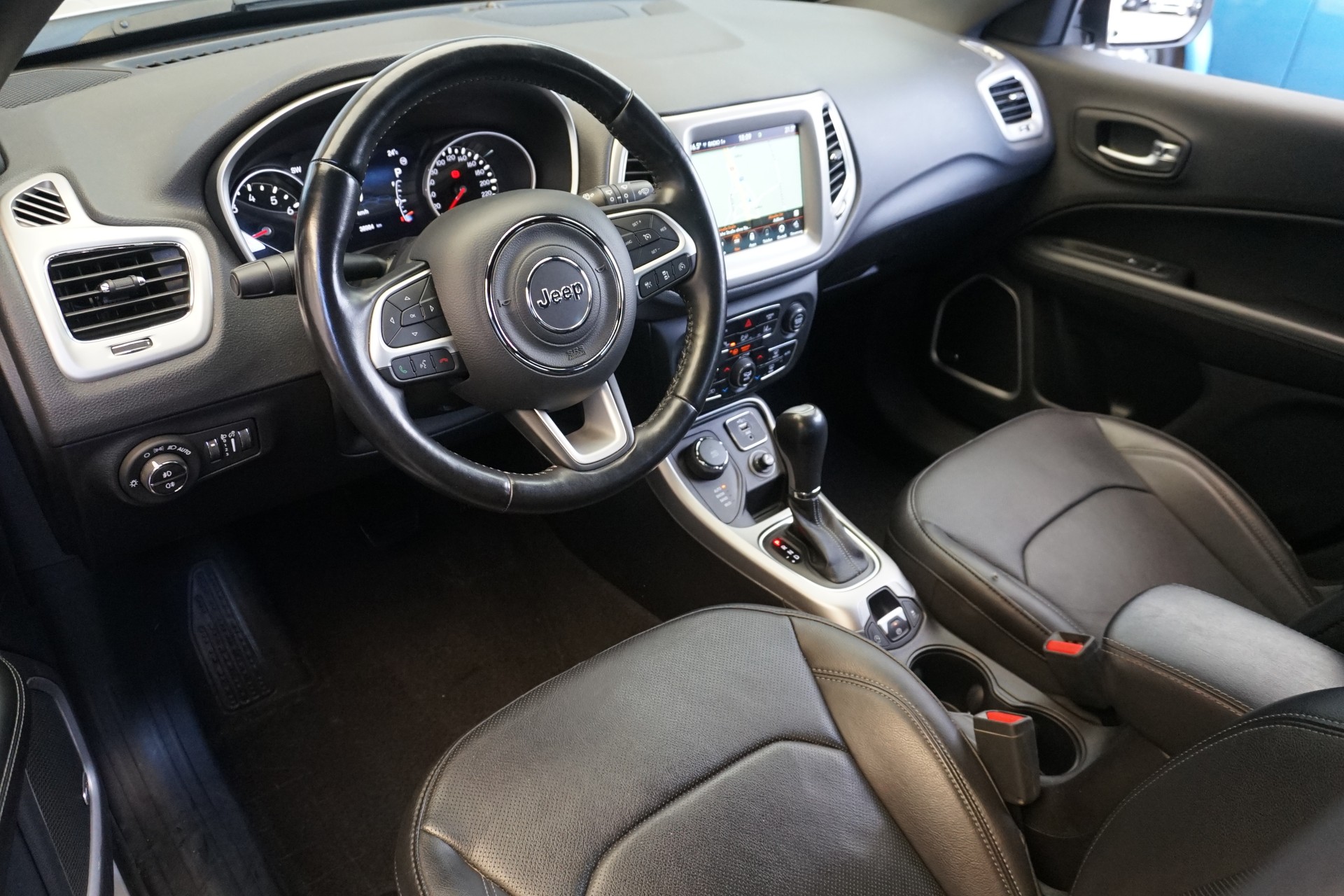 JEEP Compass 1.4 T S AWD-image-19