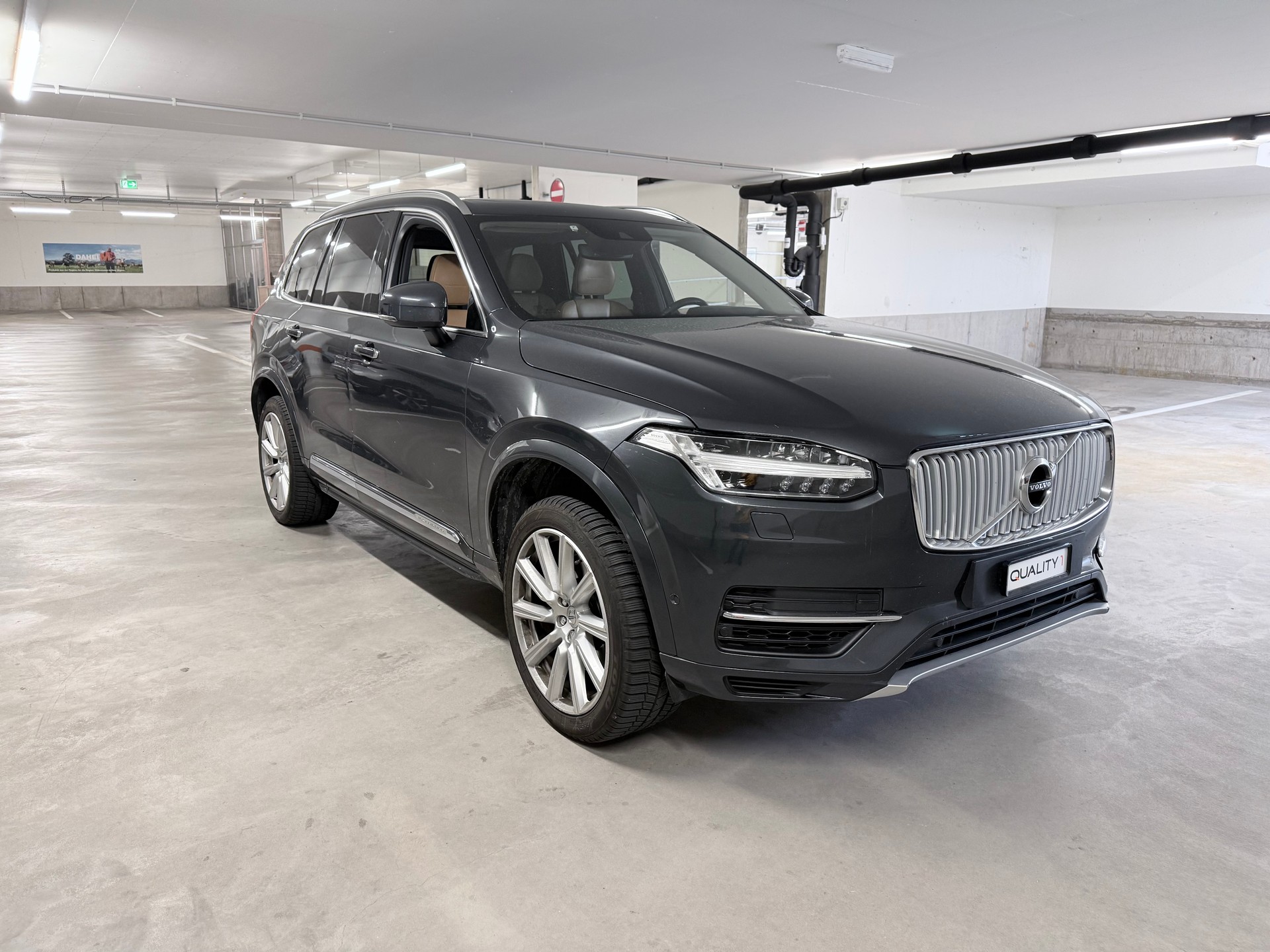 VOLVO XC90 T8 AWD Inscription Geartronic-image-3