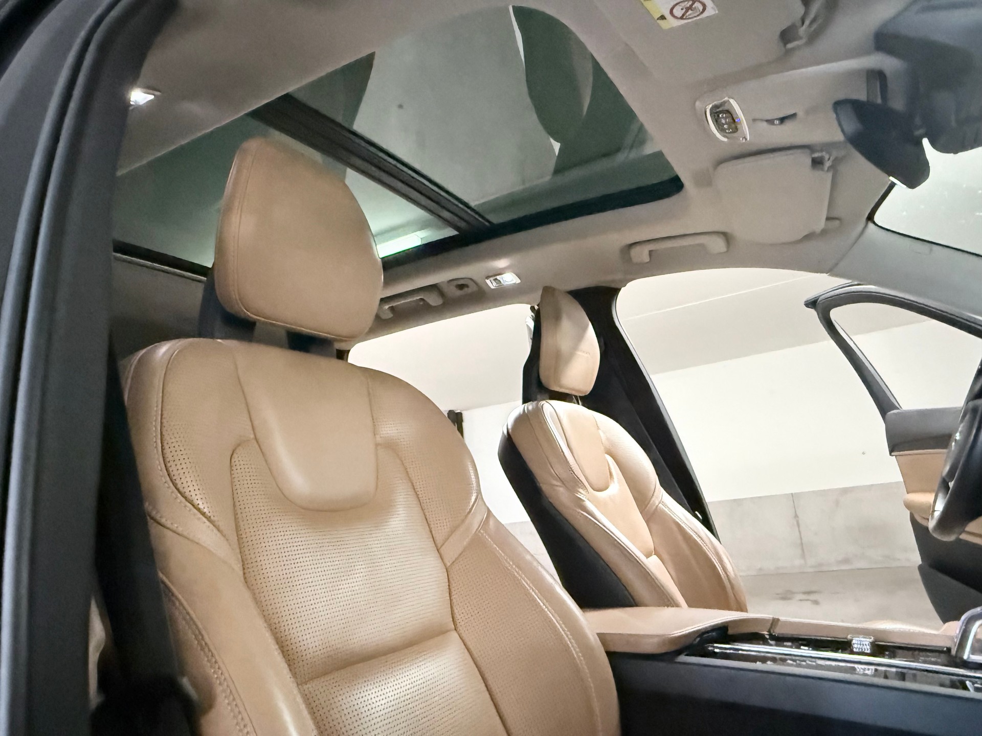 VOLVO XC90 T8 AWD Inscription Geartronic-image-11