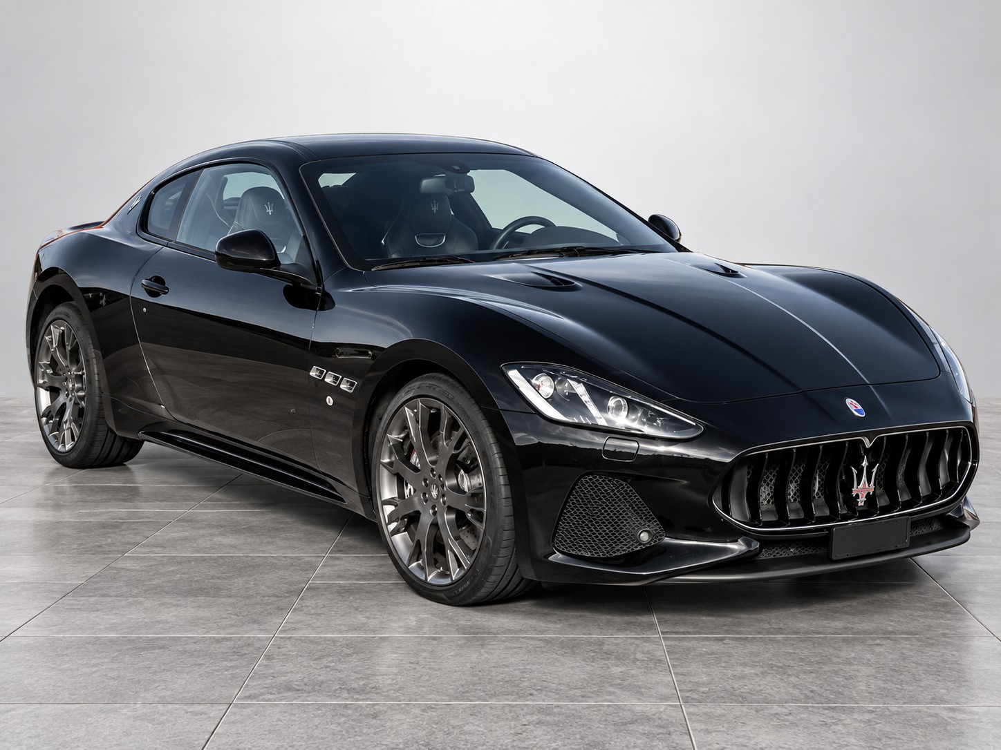 MASERATI 4.7 V8 Sport-image-0