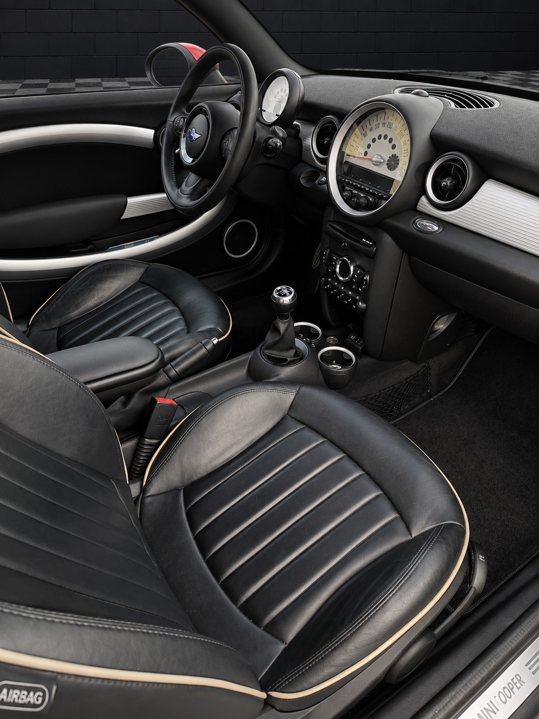 MINI Cooper Coupé-image-5