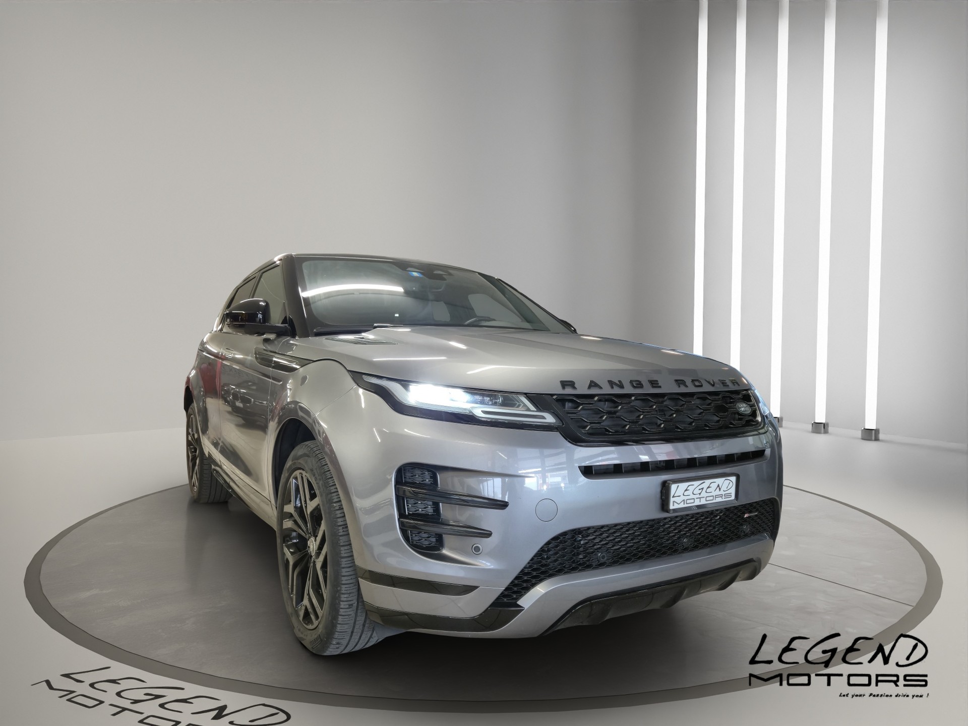 LAND ROVER Range Rover Evoque R-Dynamic P 300e HSE AT8 LEASING à partir de CHF 420.-/mois