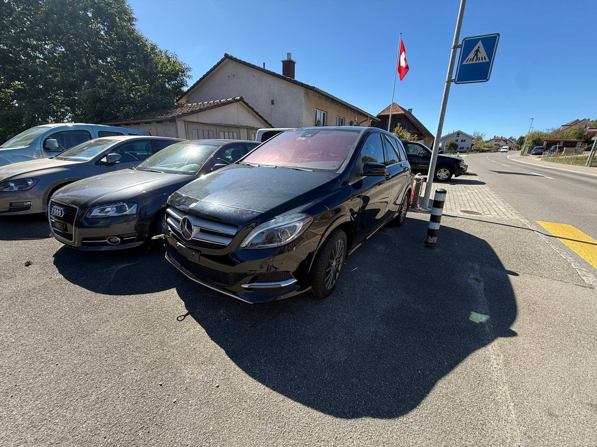 MERCEDES-BENZ B Electric Drive-image-1