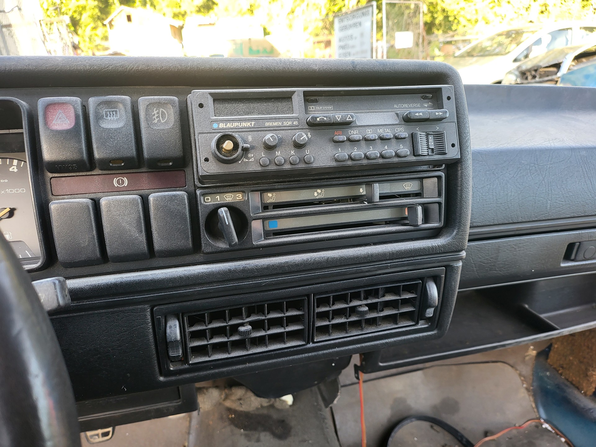 VW Golf 1800 GL-image-8