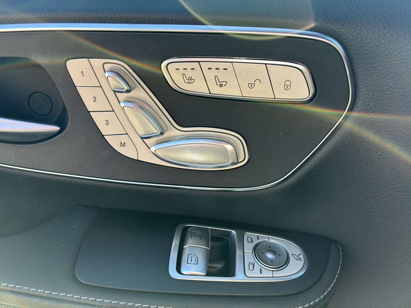 MERCEDES-BENZ V 300 d lang Exclusive 4Matic 9G-Tronic 7 Plätze-image-14