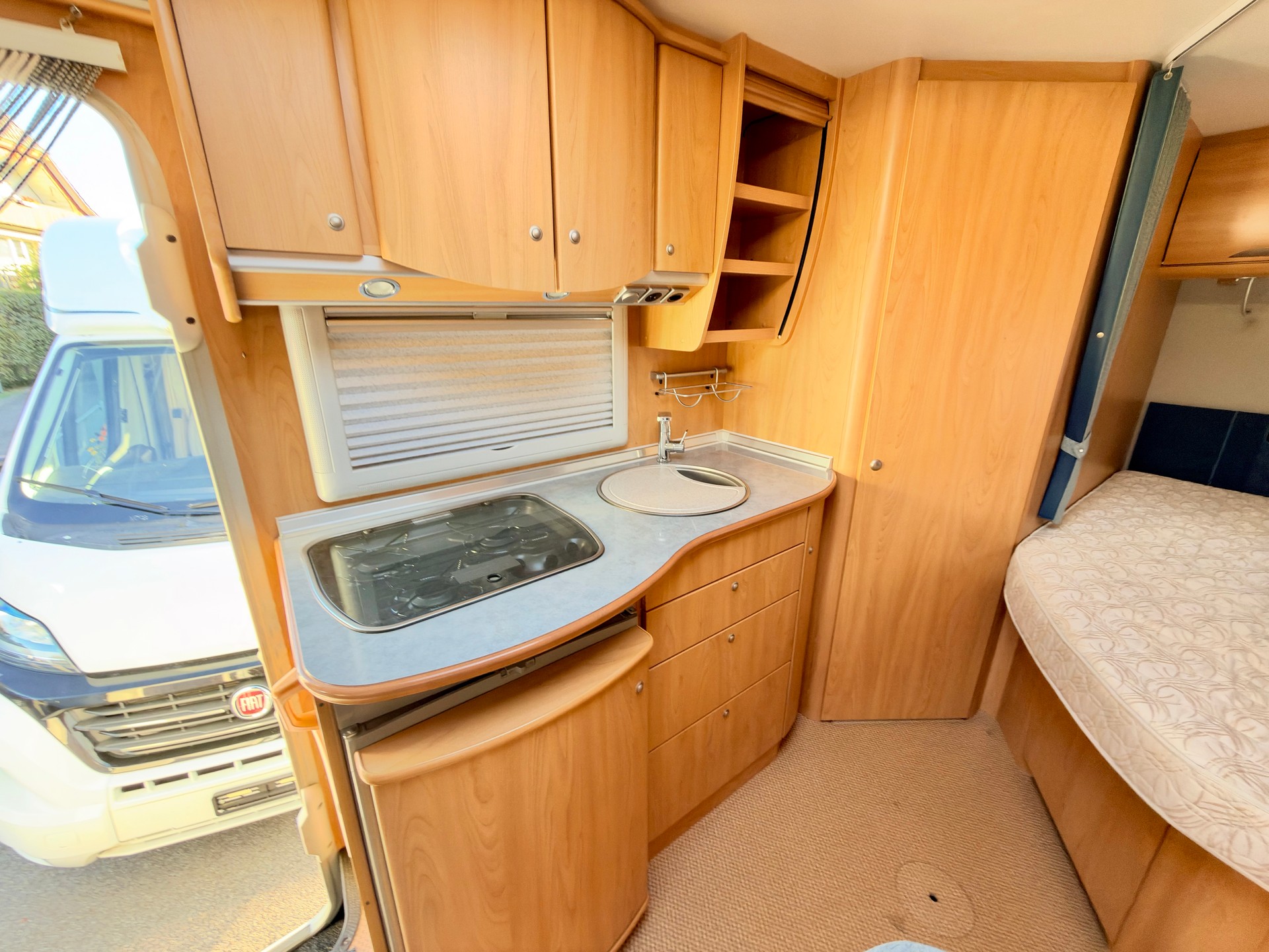 BÜRSTNER 1020 Wohnmobil-image-10