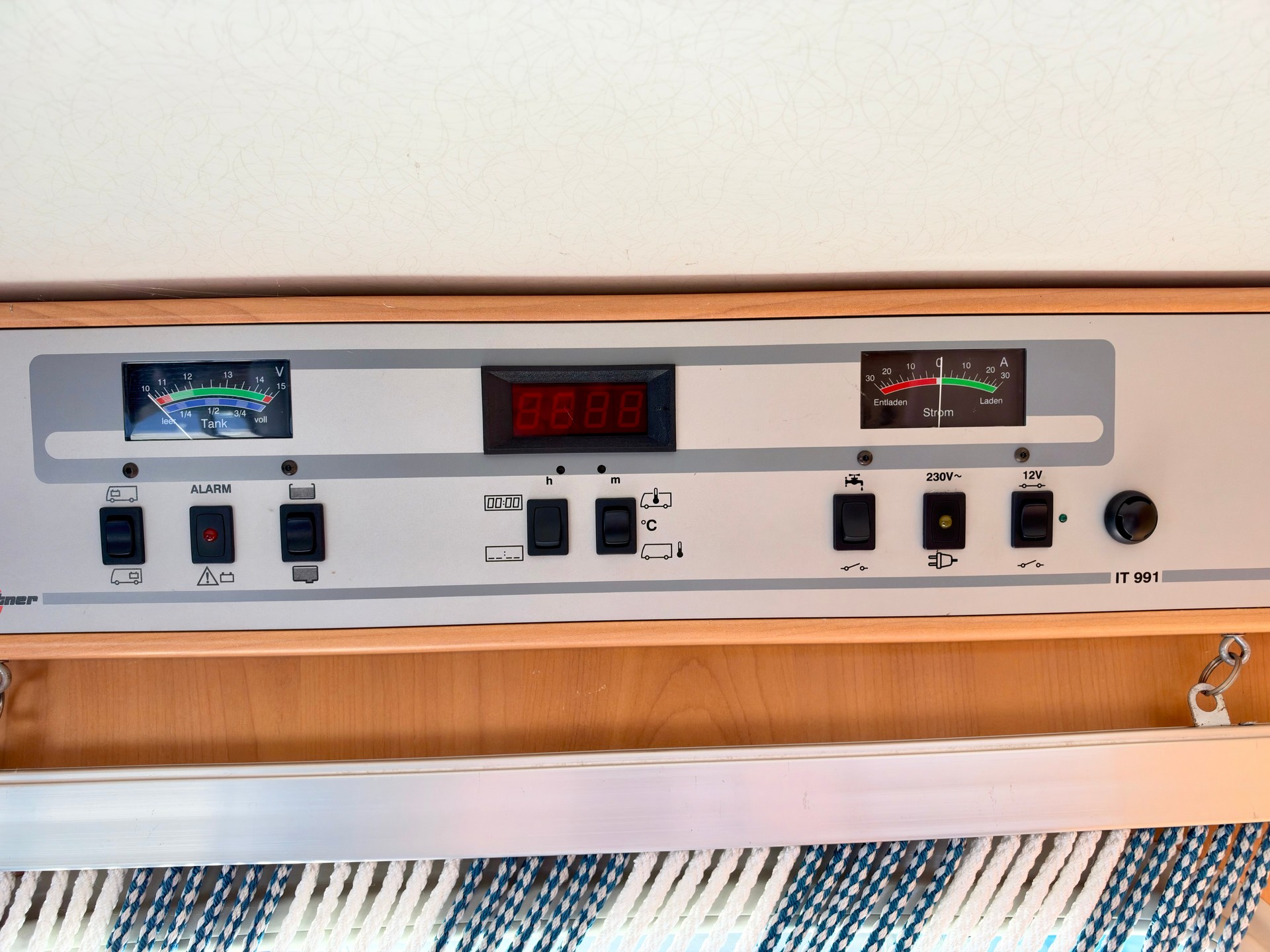 BÜRSTNER 1020 Wohnmobil-image-12