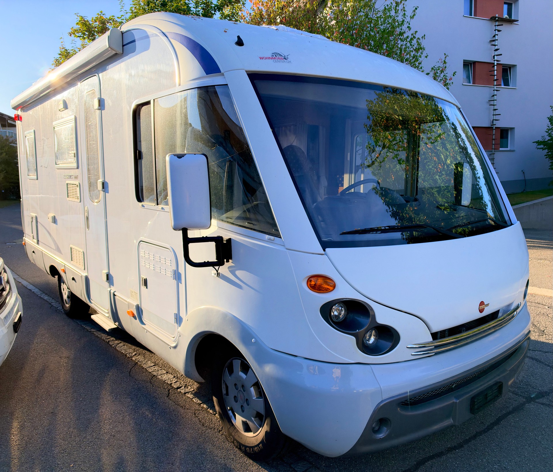 BÜRSTNER 1020 Wohnmobil-image-1