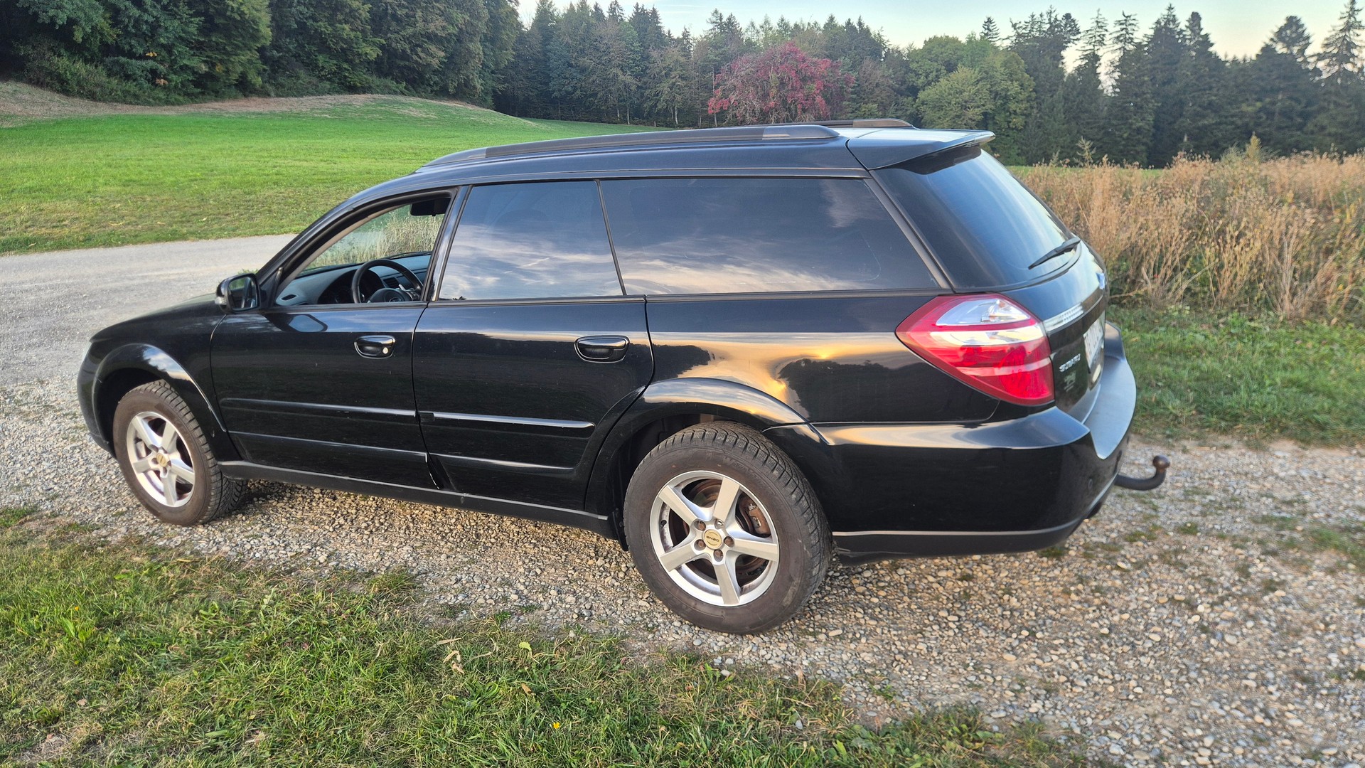 SUBARU Outback 2.5i AWD Swiss Automatic-image-3