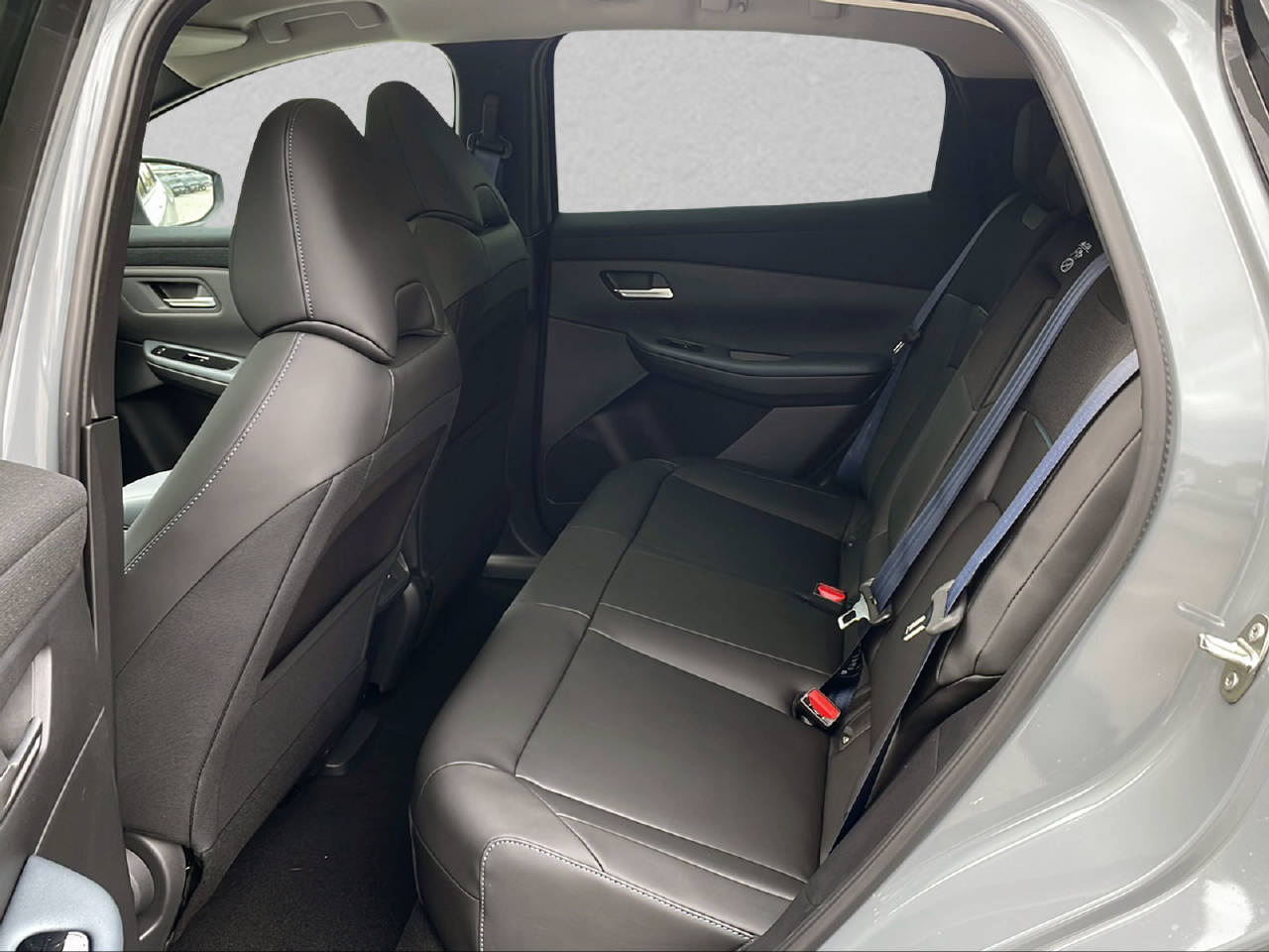 NISSAN Leaf 52 kWh Advance-image-6