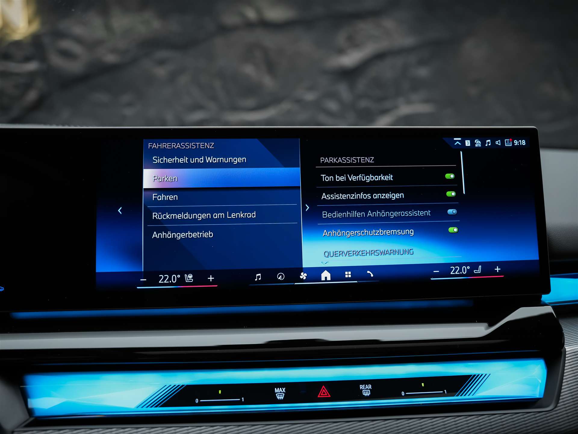 BMW 520d xDrive M Sport Pro Steptronic *Werksgarantie*Iconic Glow*Panorama*Head Up*-image-38