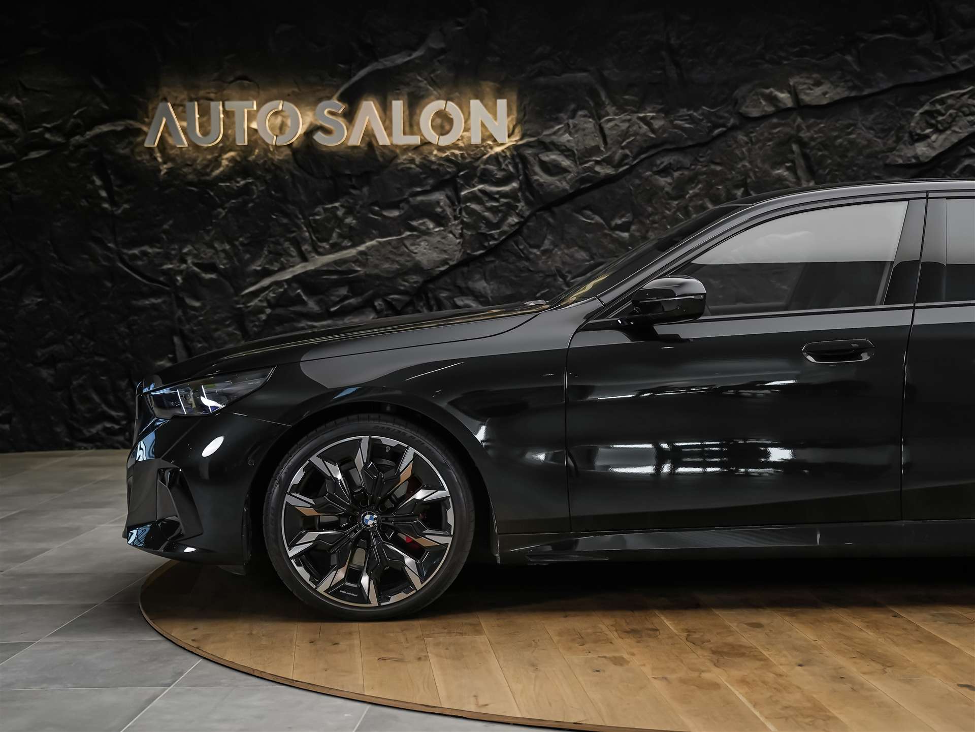BMW 520d xDrive M Sport Pro Steptronic *Werksgarantie*Iconic Glow*Panorama*Head Up*-image-16